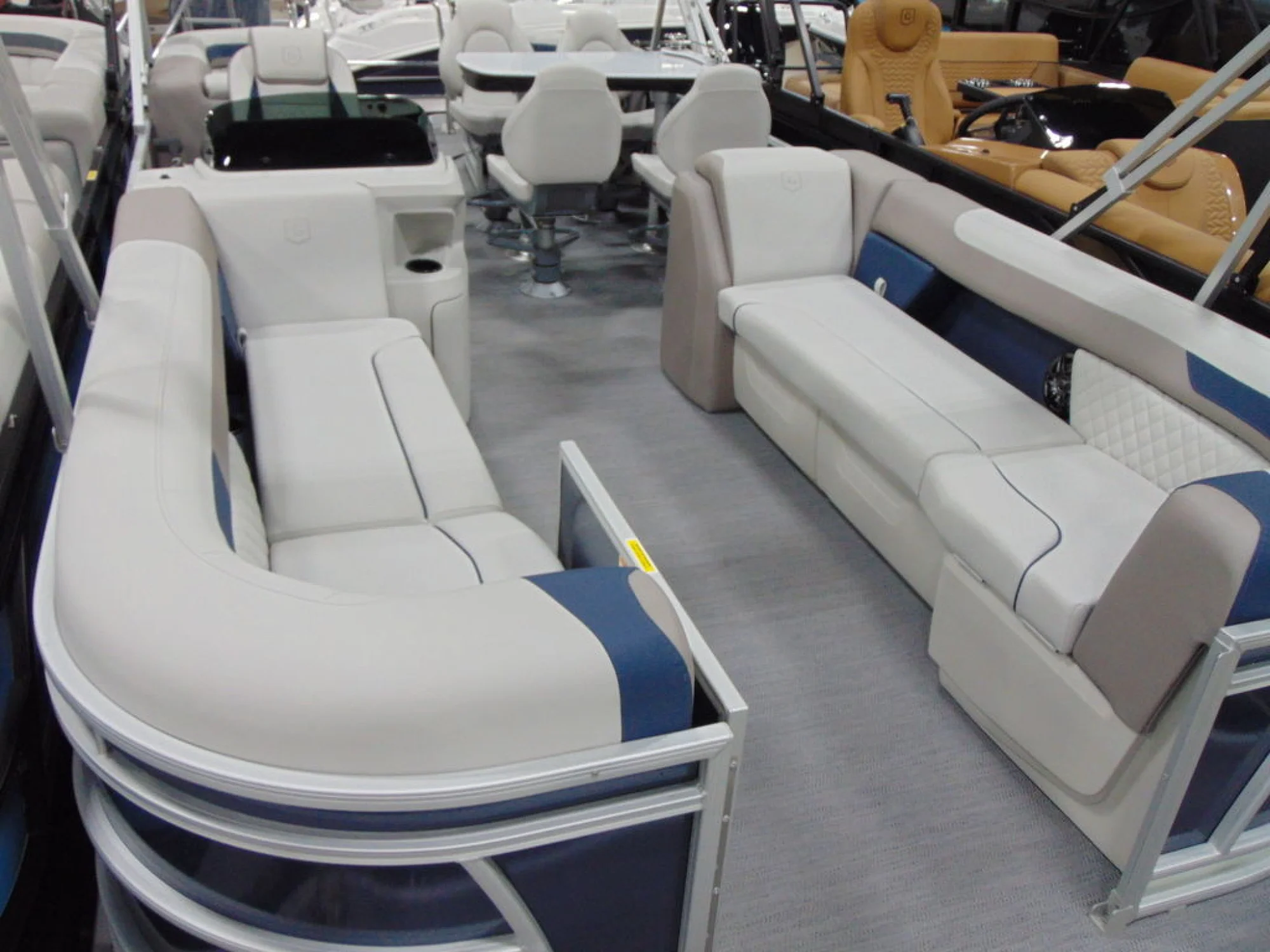 Godfrey Pontoons Sweetwater 2286 MT - Image 3