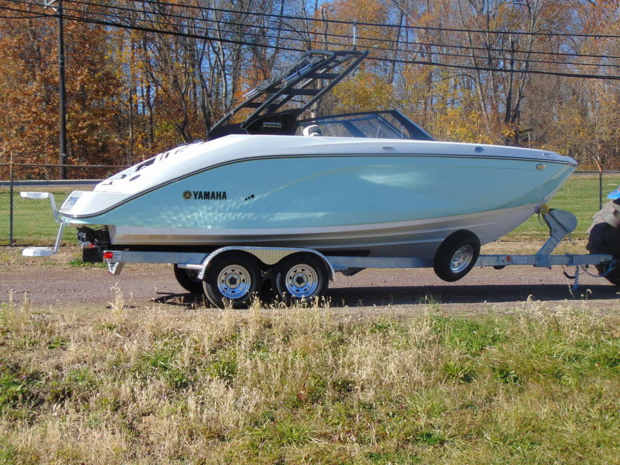 Yamaha Boats 222S - Image 3