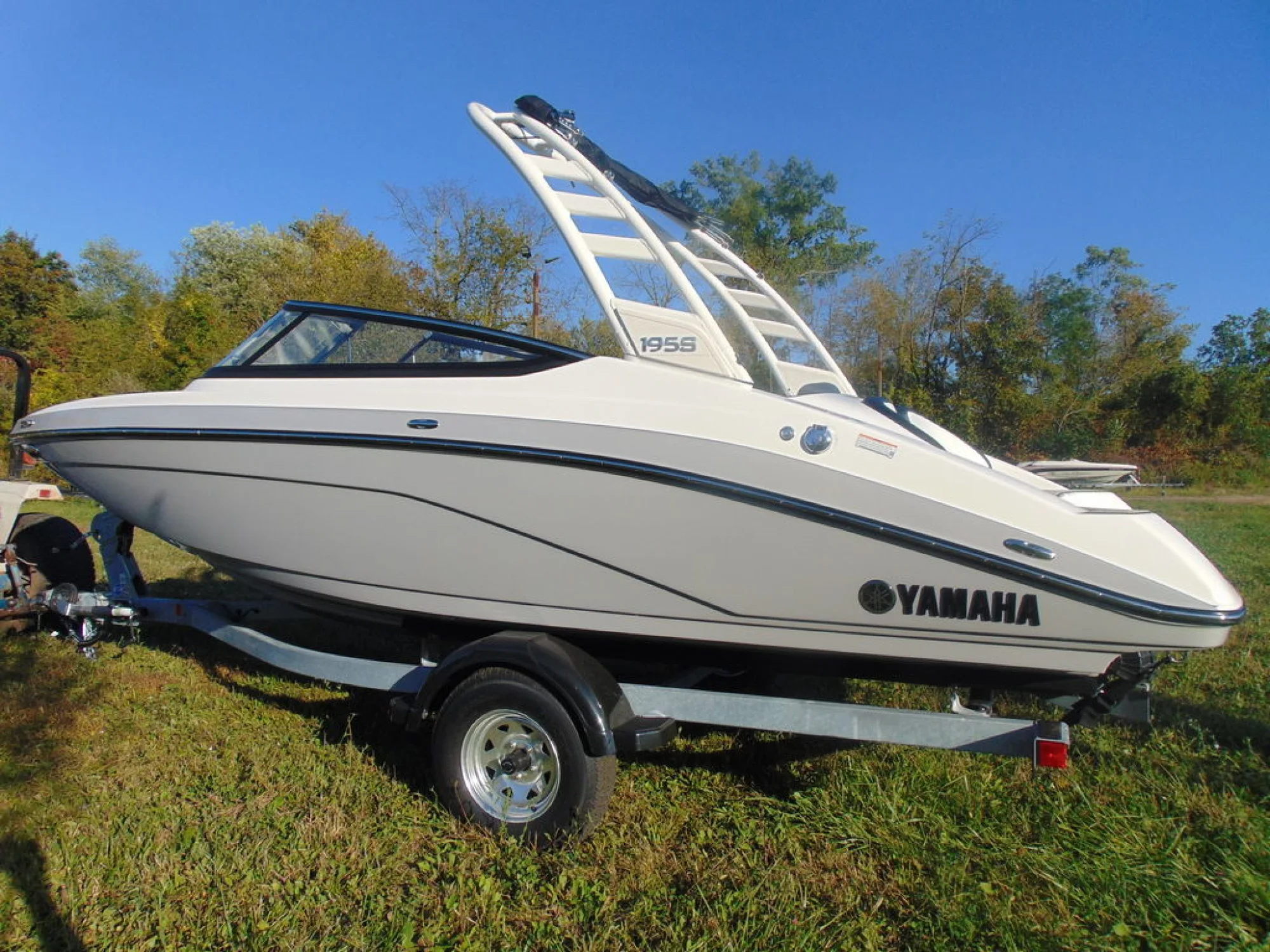 Yamaha Boats 195S - Main Image