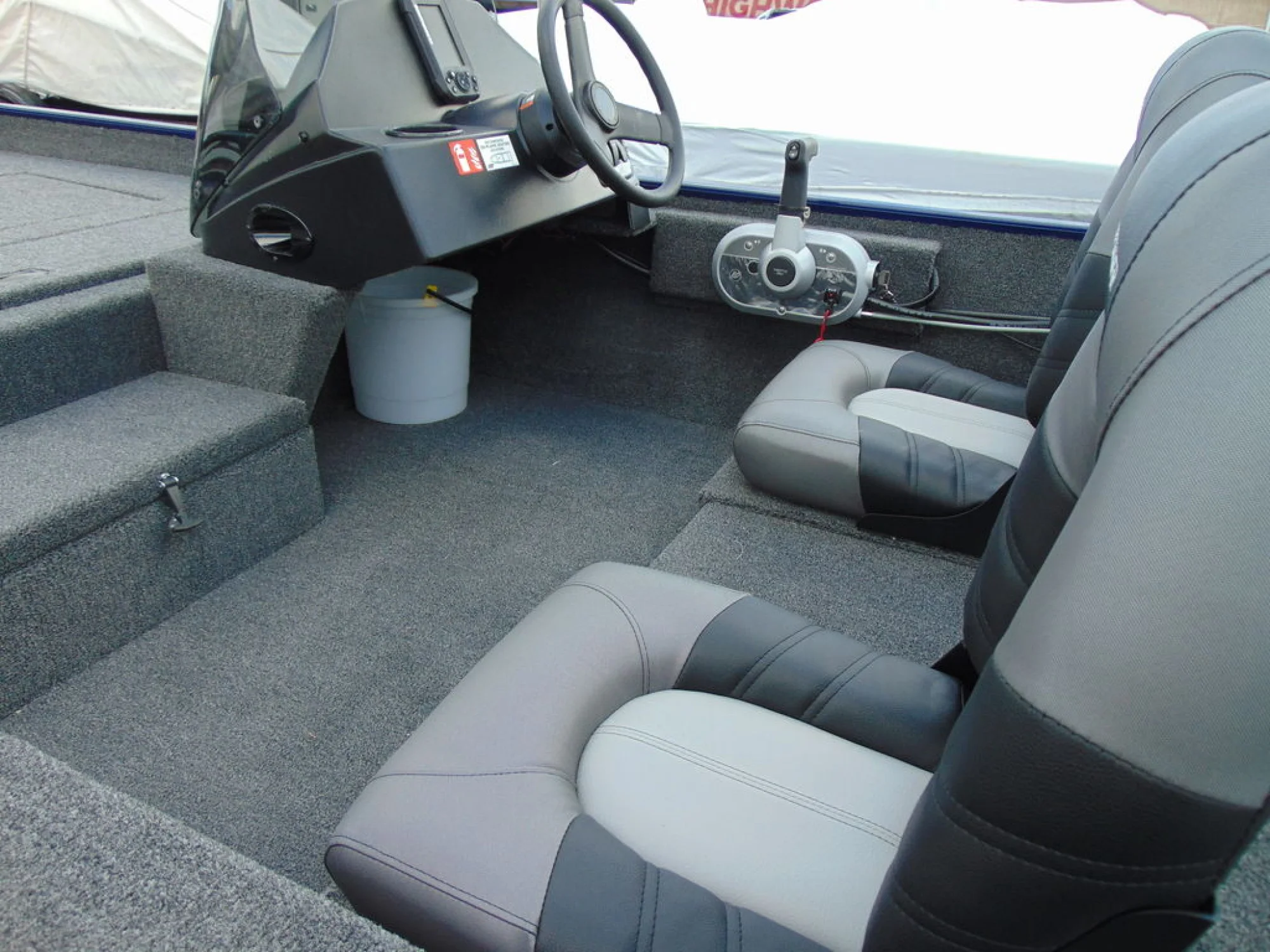 Crestliner 1700 Storm - Image 4