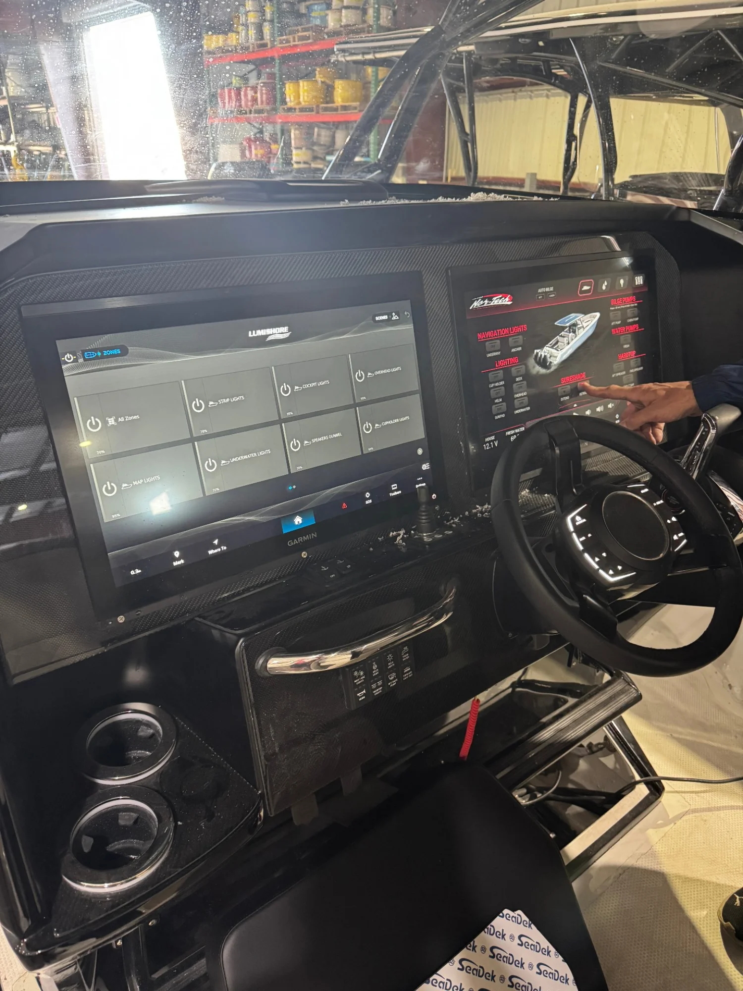 New 2026 Nor-Tech 390 Sport w trip V-10 400R's - Image 2