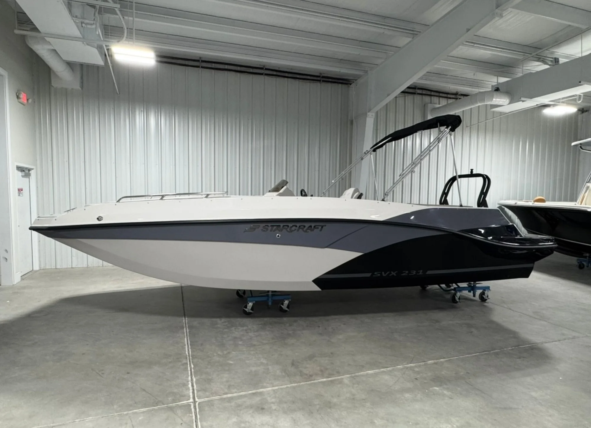 2026 Starcraft SVX 231 DH Charcoal/Black/Quicksilver