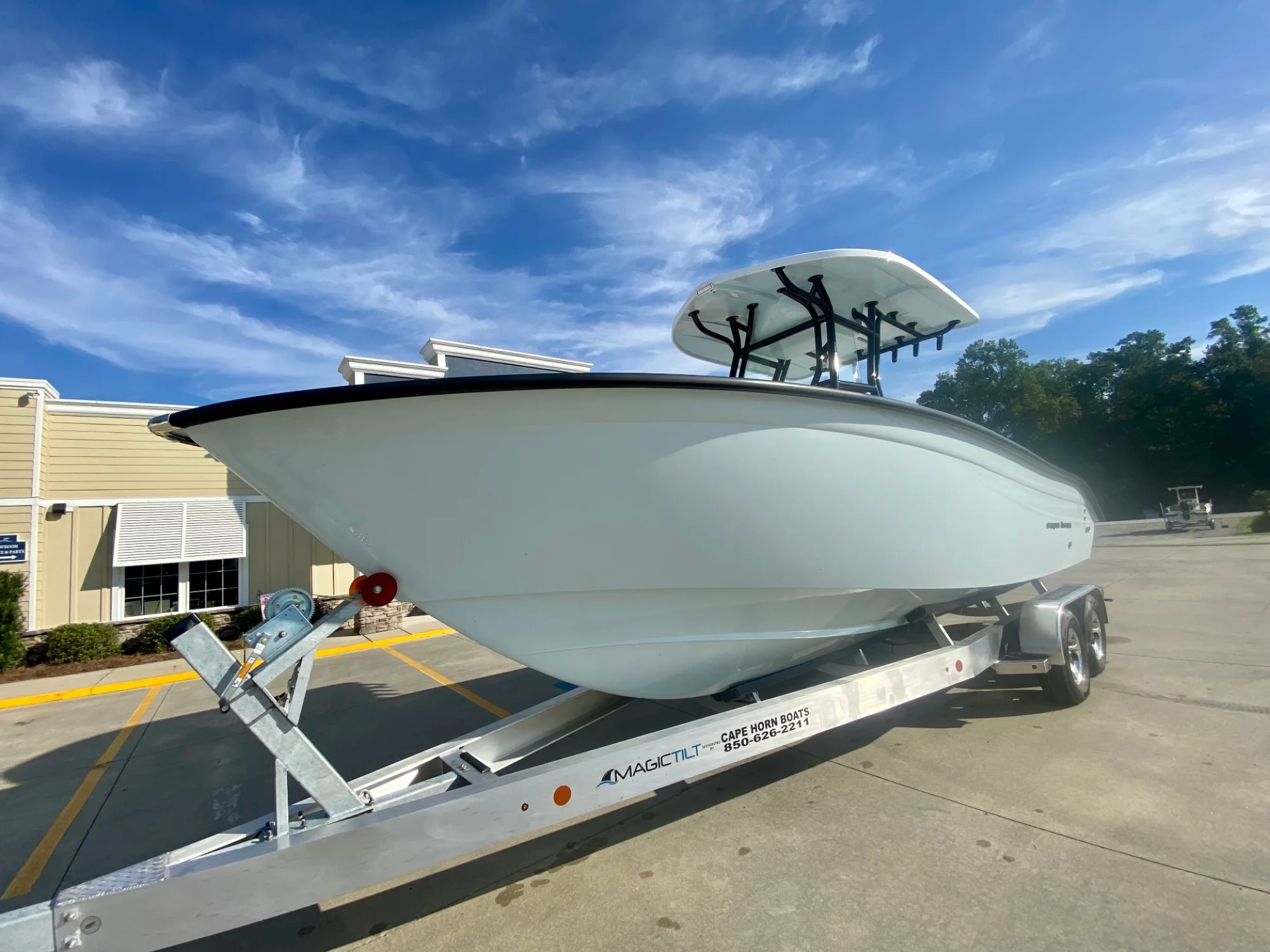 2024 Cape Horn 24XS Solid Ice Blue