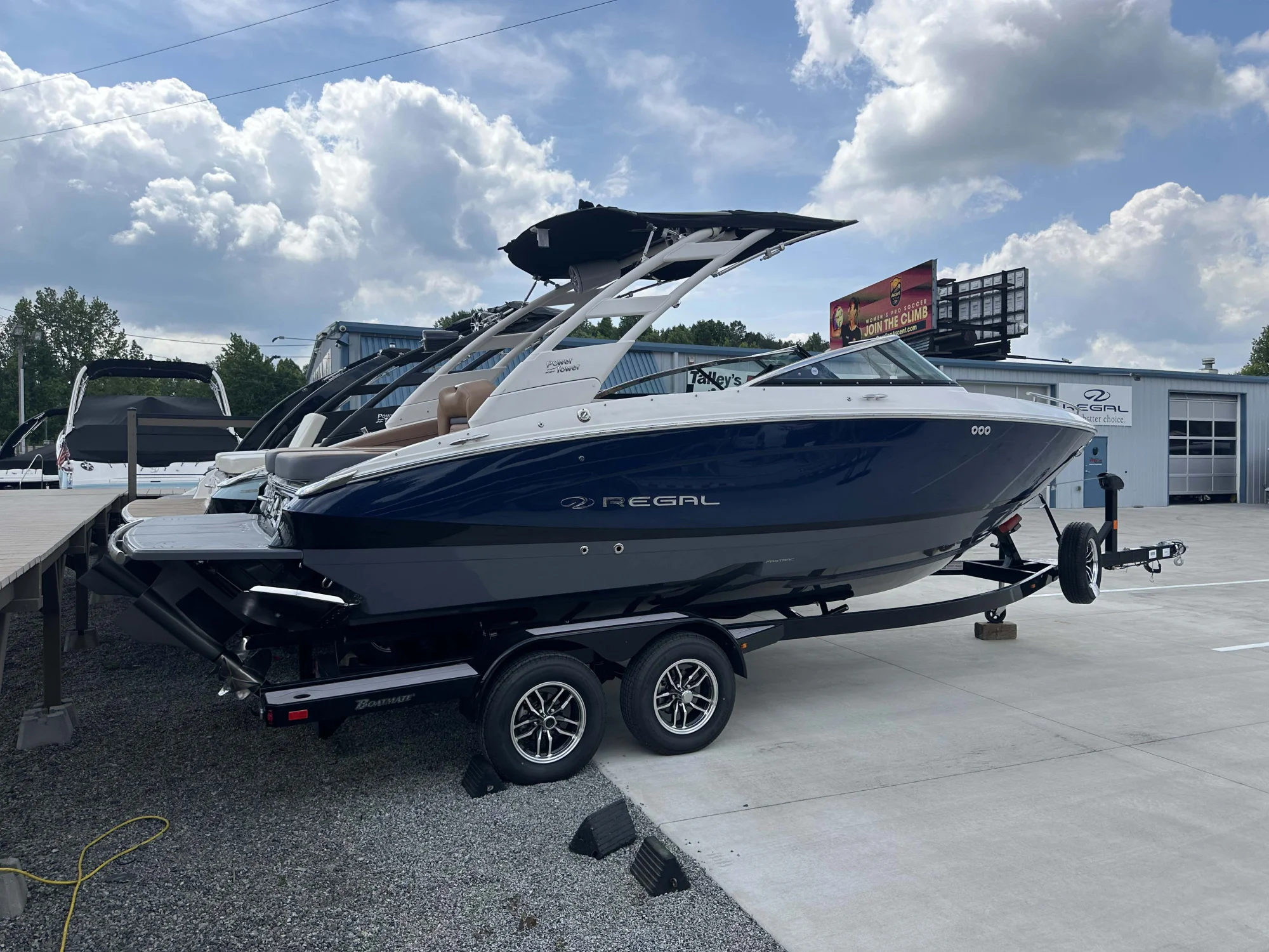 2025 Regal LS4 Surf Ultimate - Image 2