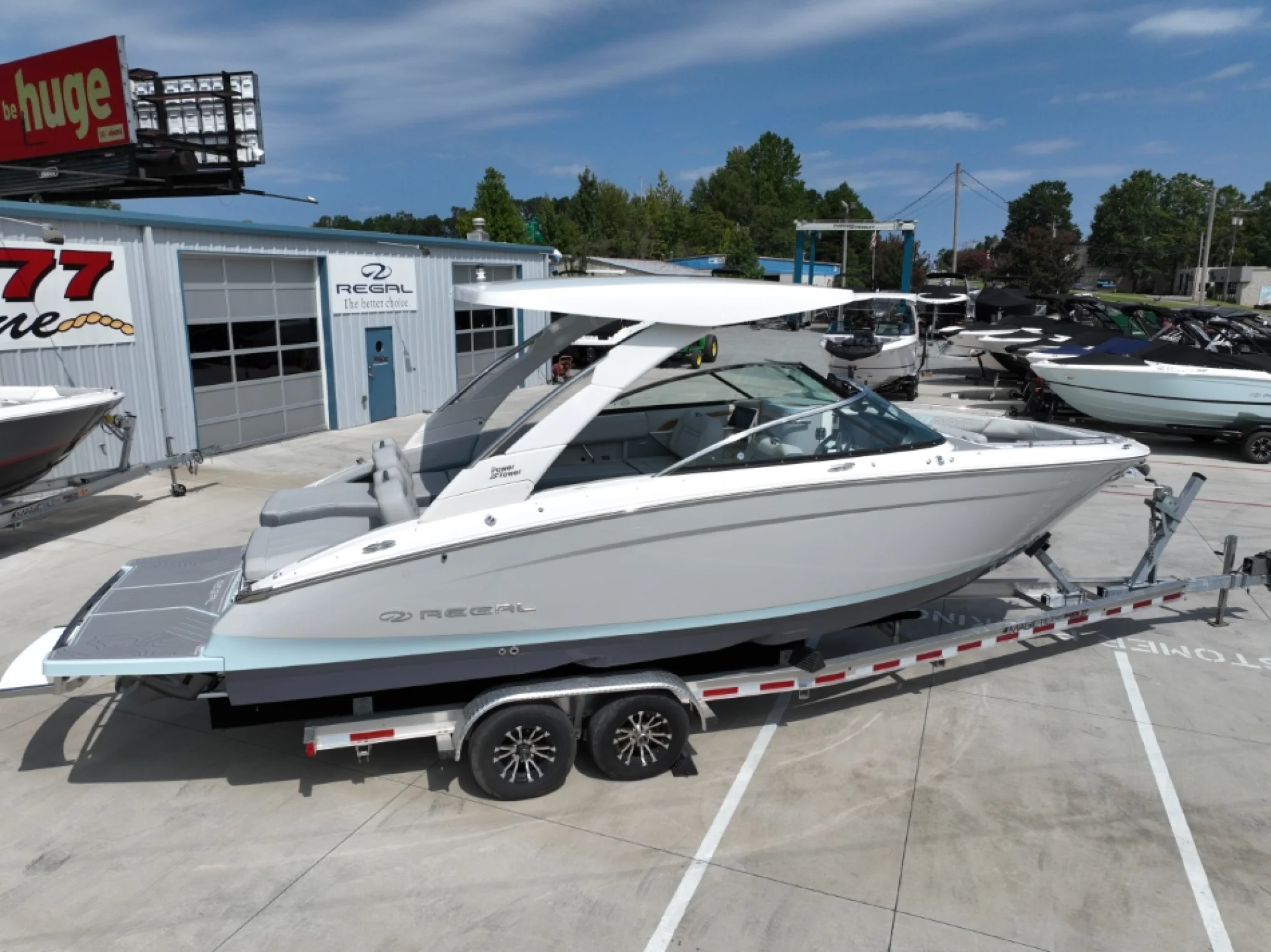 2025 29' Regal LS9 Ultimate