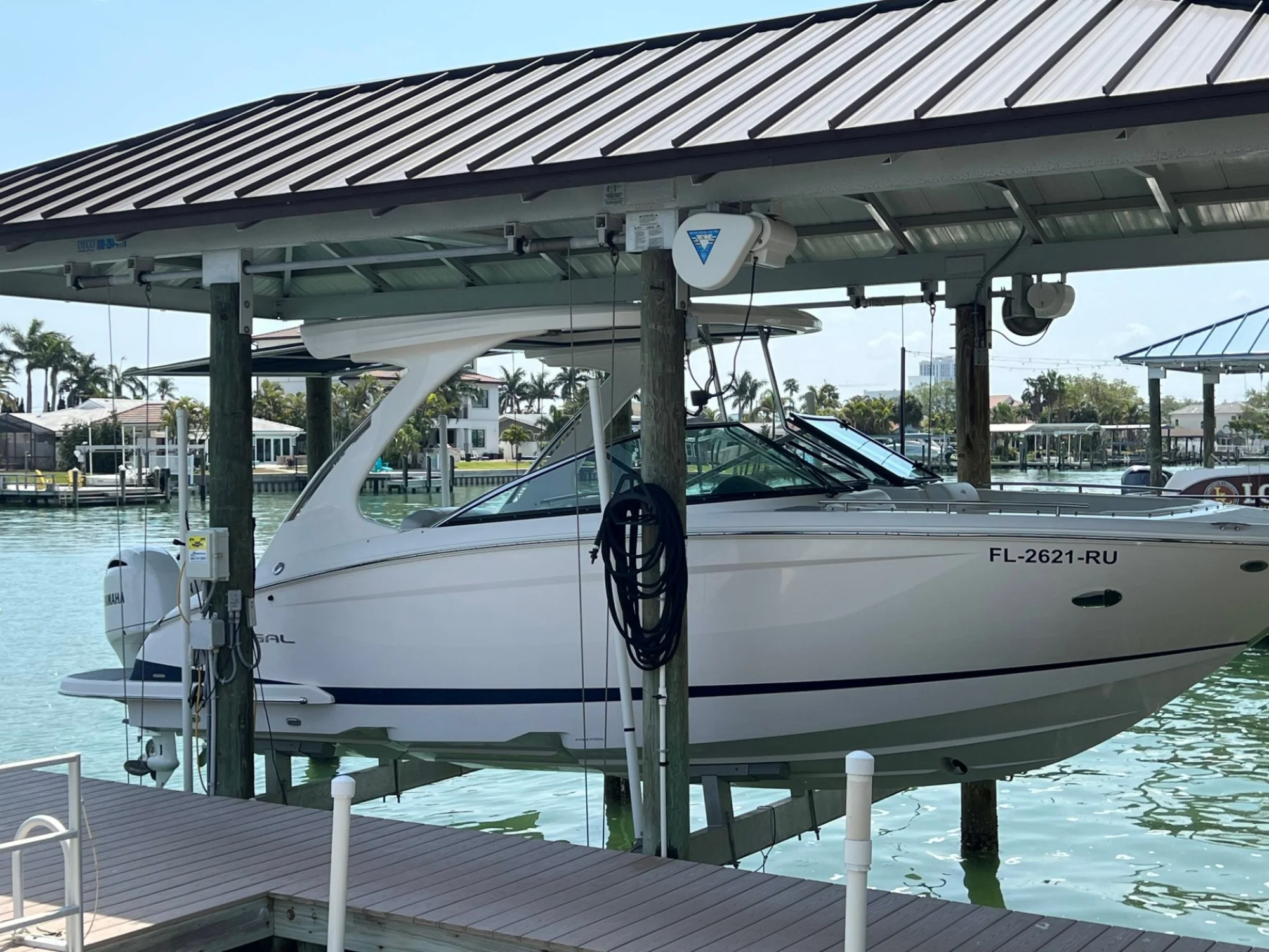 2017 Regal 29 OBX – Twin Yamaha 200s – Joystick – Loaded & Turn-Key - Image 2