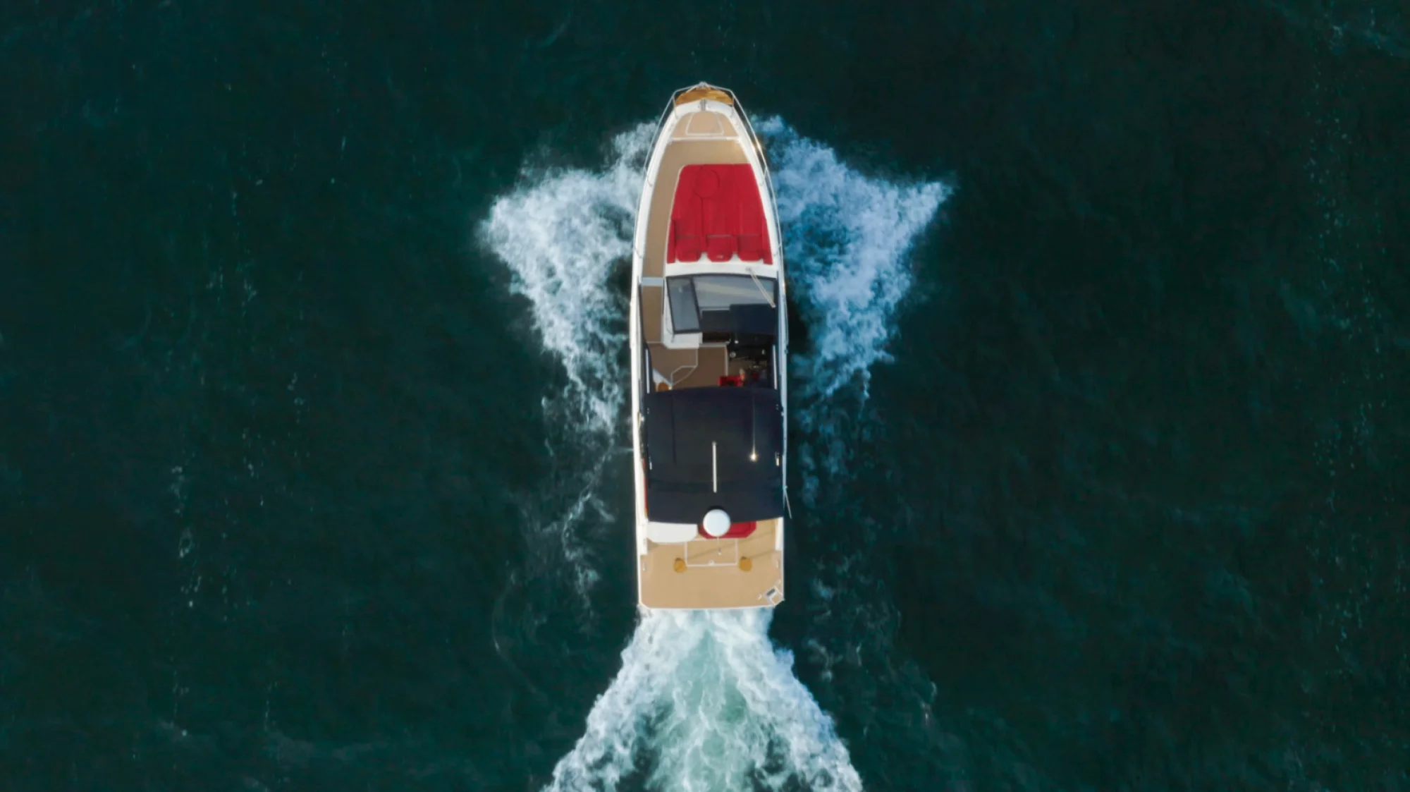 2026 Hanover 387- Inboard - Image 2