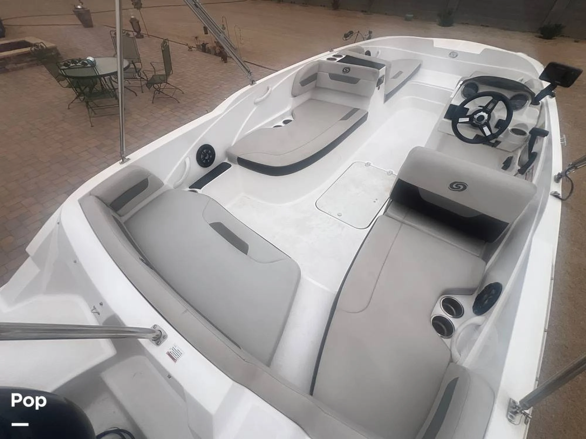 2022 Hurricane Sundeck Sport 185 - Image 4