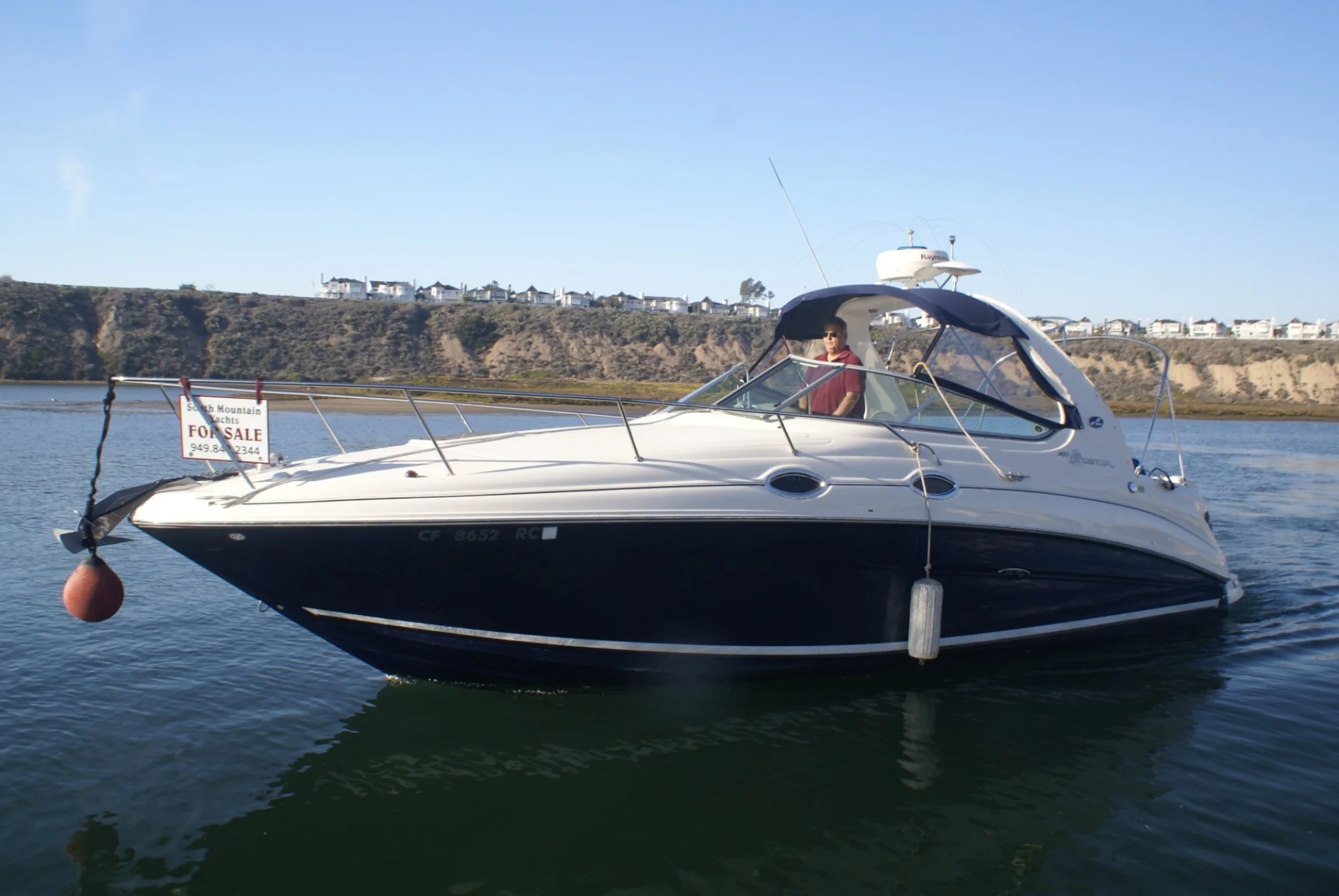 Sea Ray Sundancer 280 - Image 3
