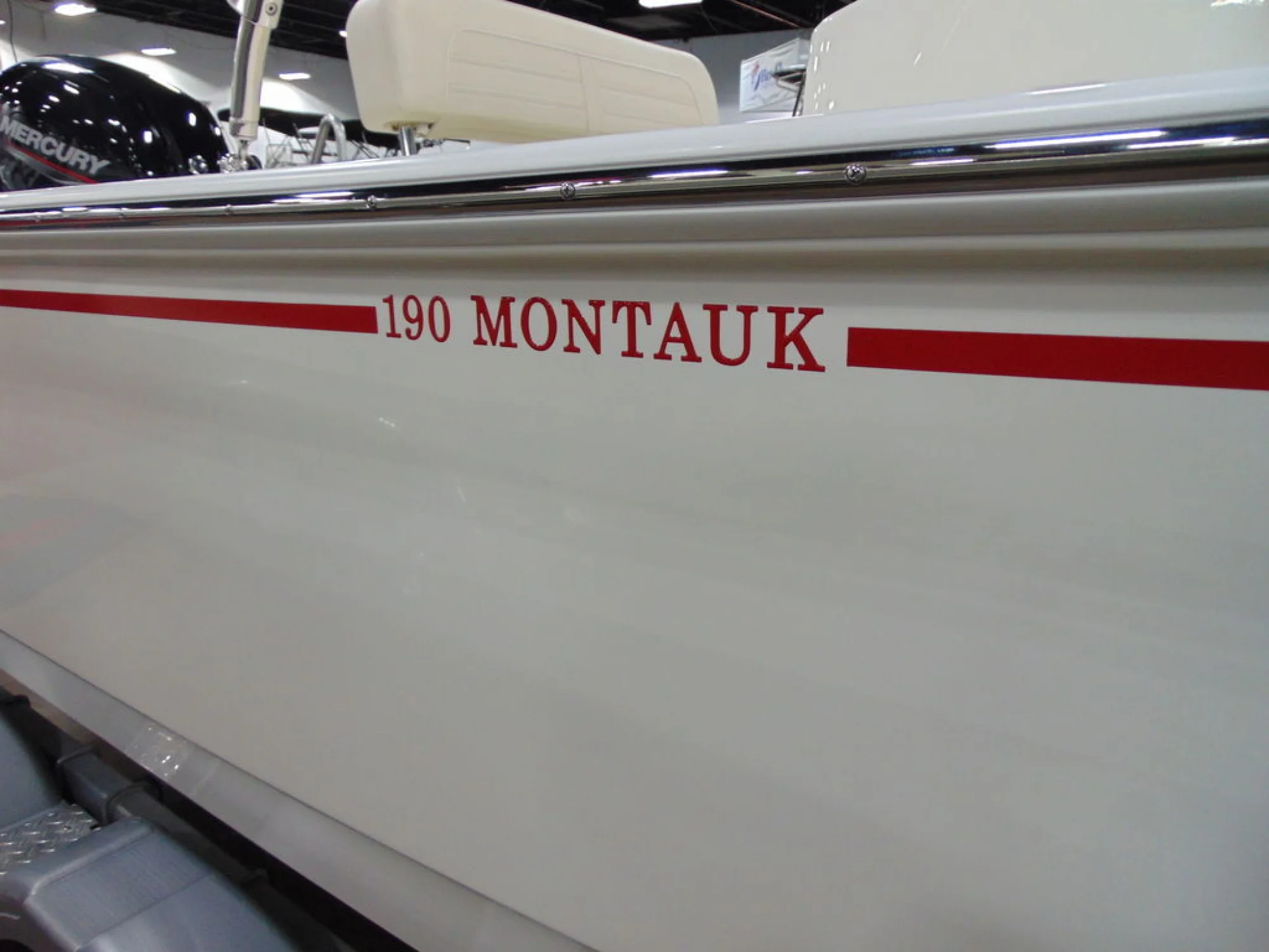 Boston Whaler 190 Montauk - Image 2