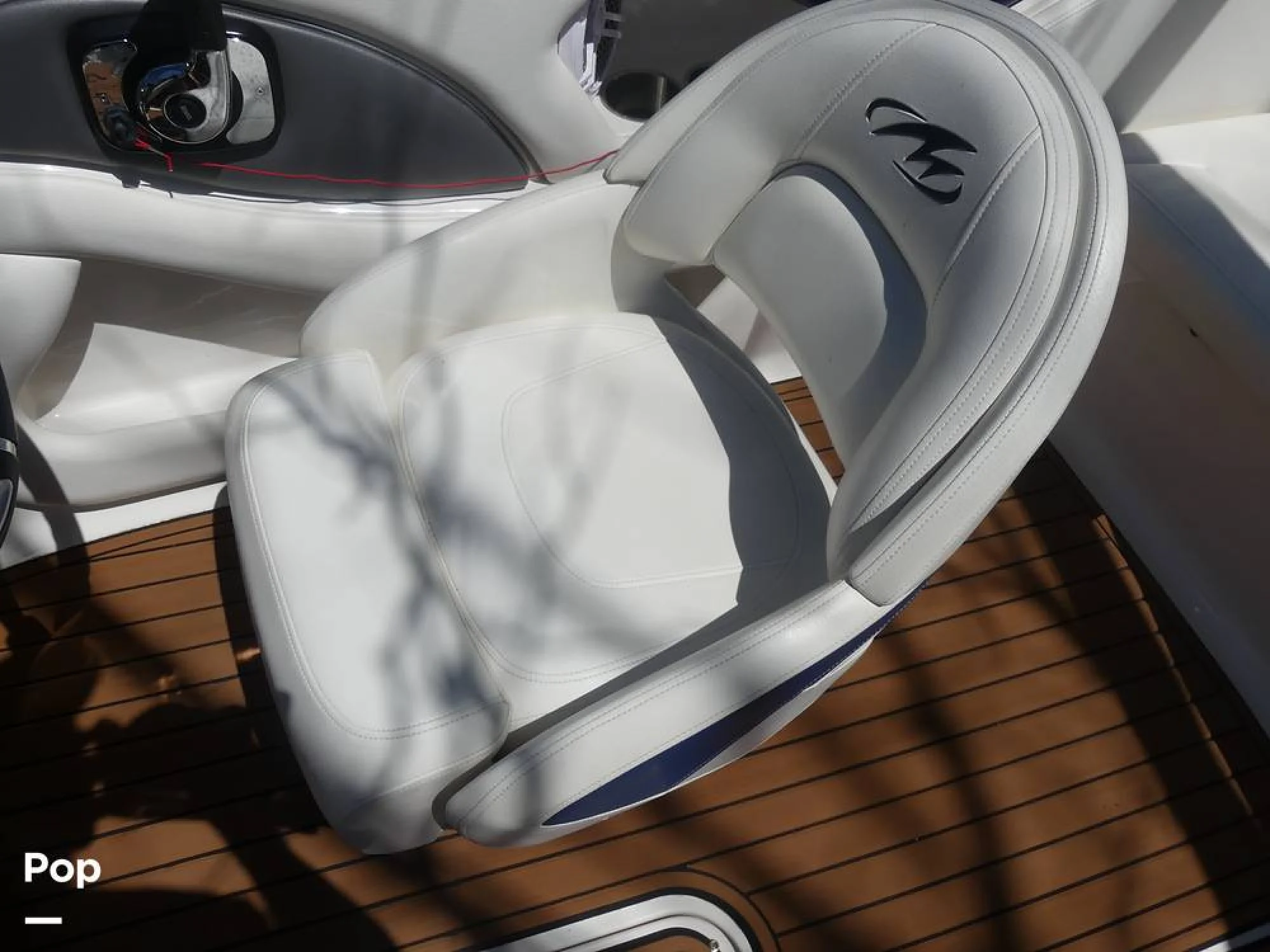 2012 Monterey 204FSX - Image 5