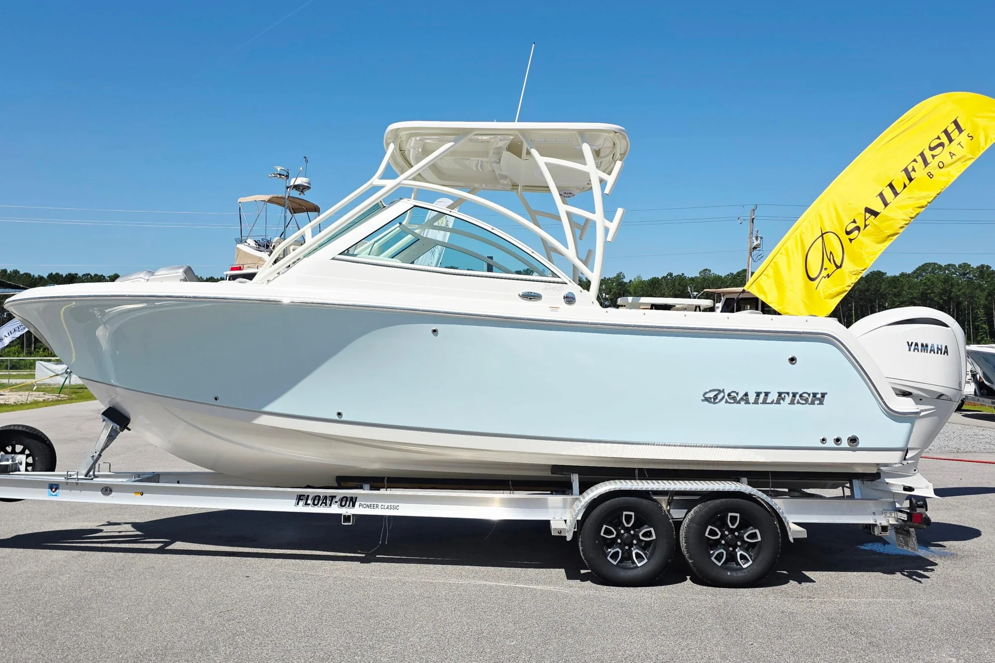 2027 Sailfish 245 DC - Main Image