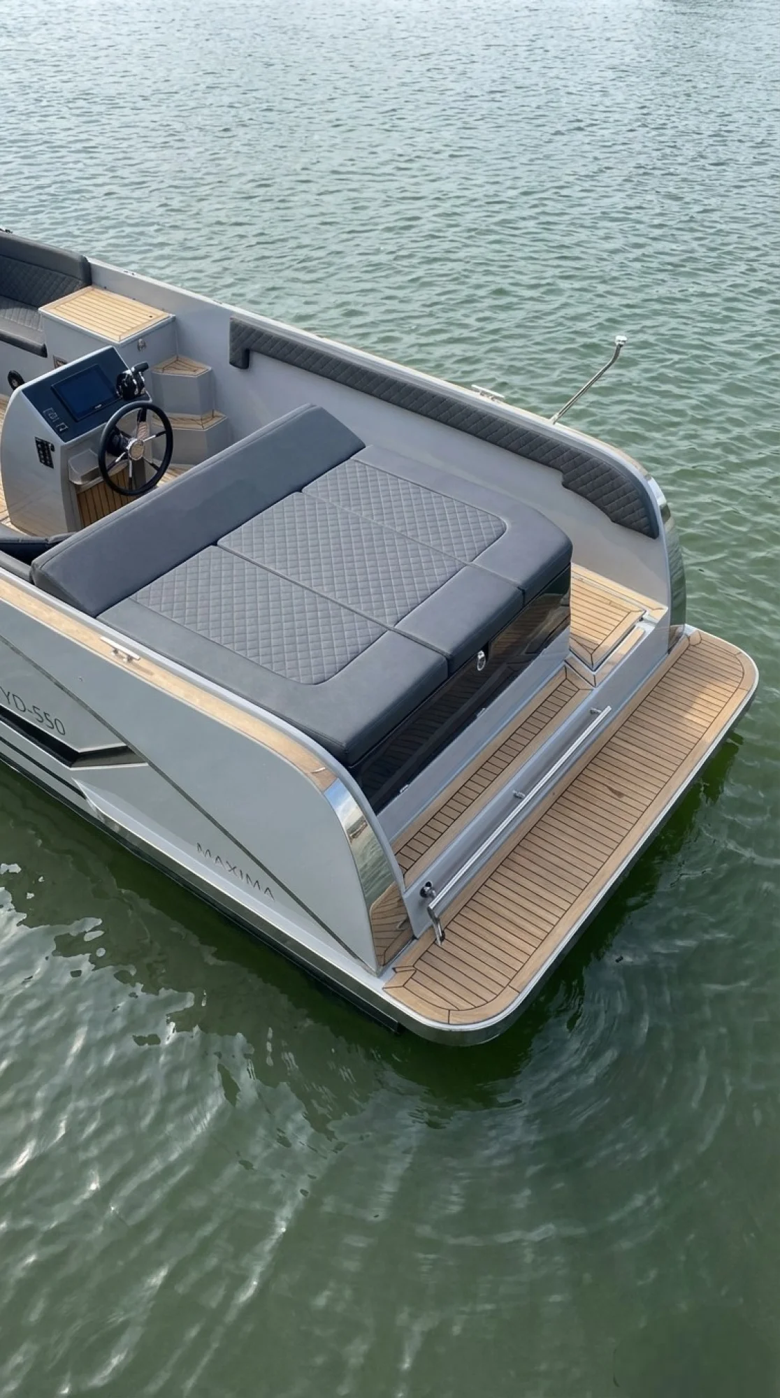 2023 Maxima 840 - Image 3