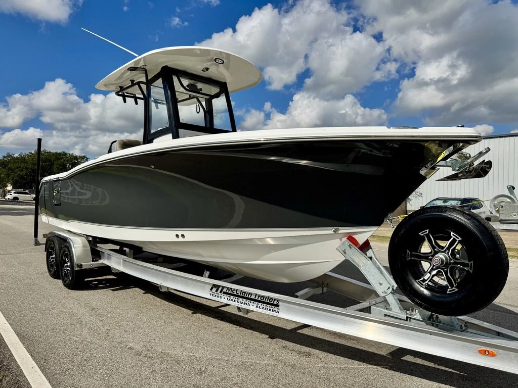 2027 Sea Hunt Ultra 255SE - Image 5