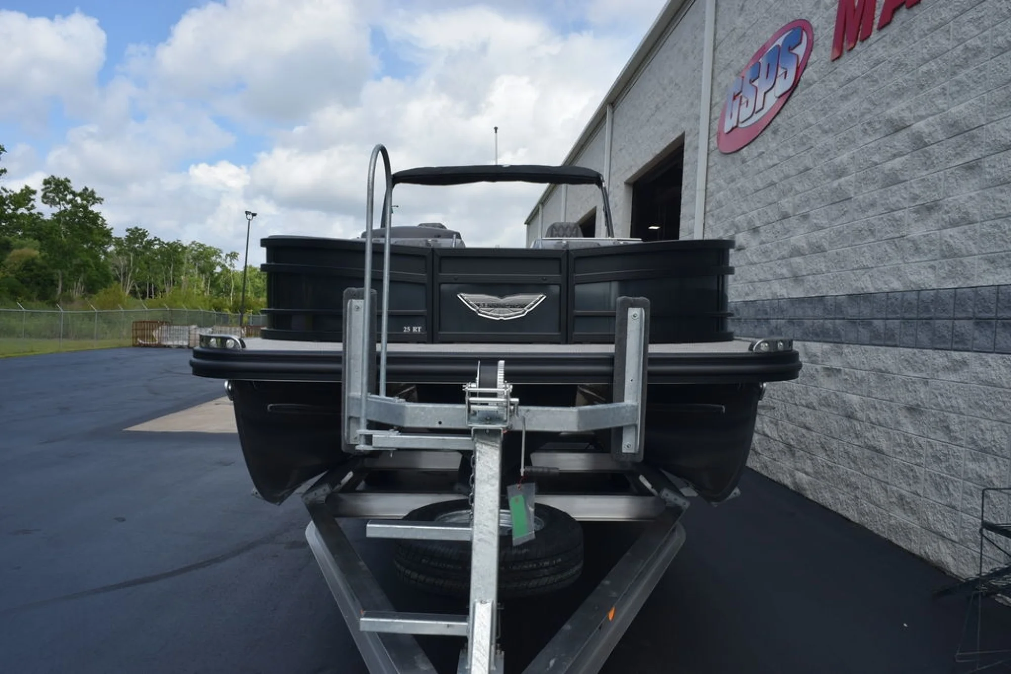2023 Bennington 25 RTFB - Image 3