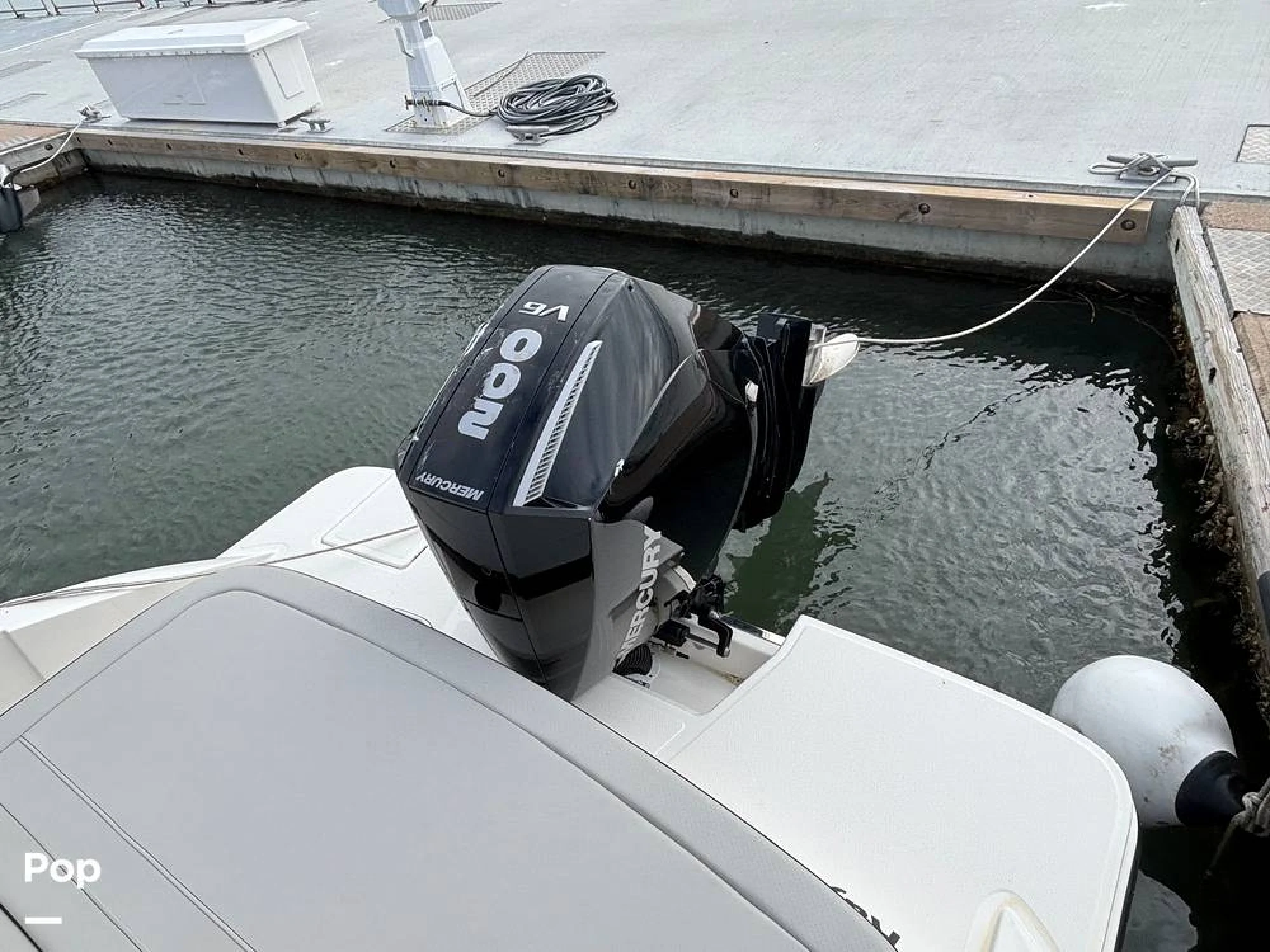2025 Sea Ray SPX 210 OB - Image 4