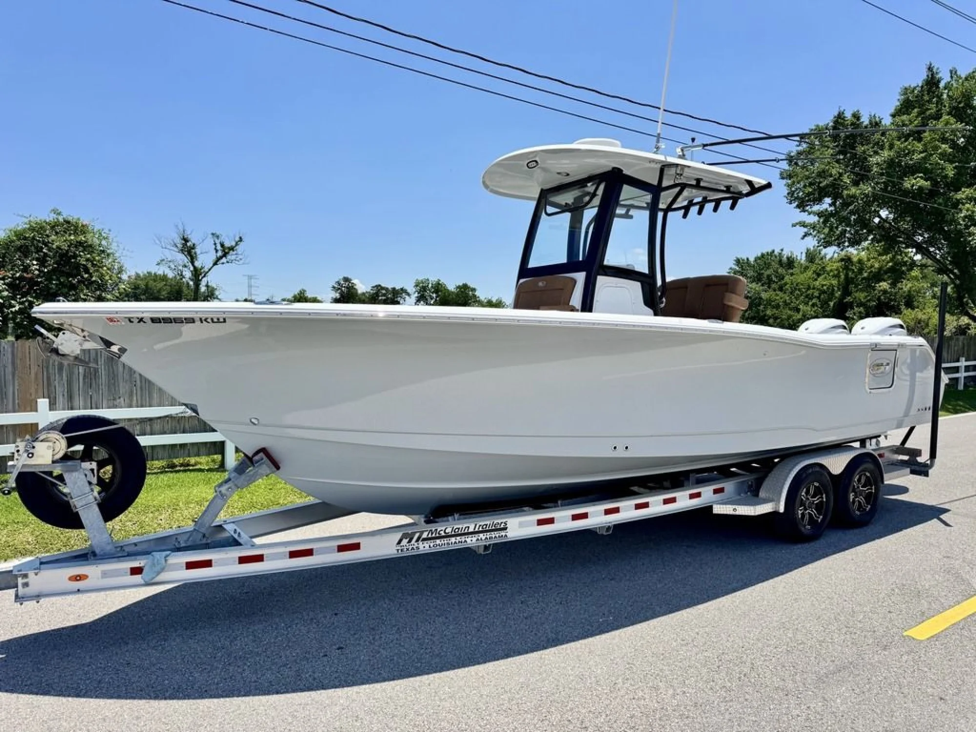 2024 Sea Hunt Gamefish 27 With Coffin Box - Main Image