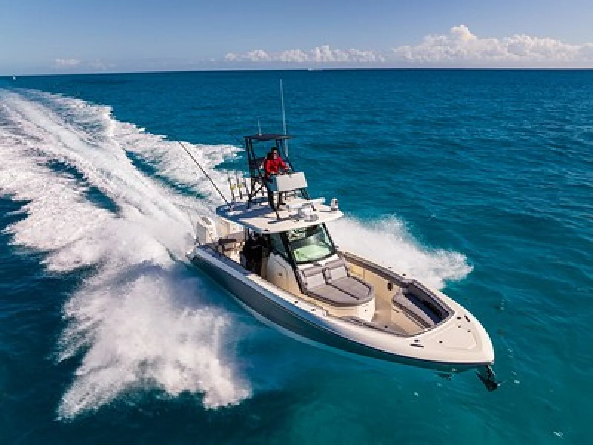 Boston Whaler 360 Outrage - Image 4