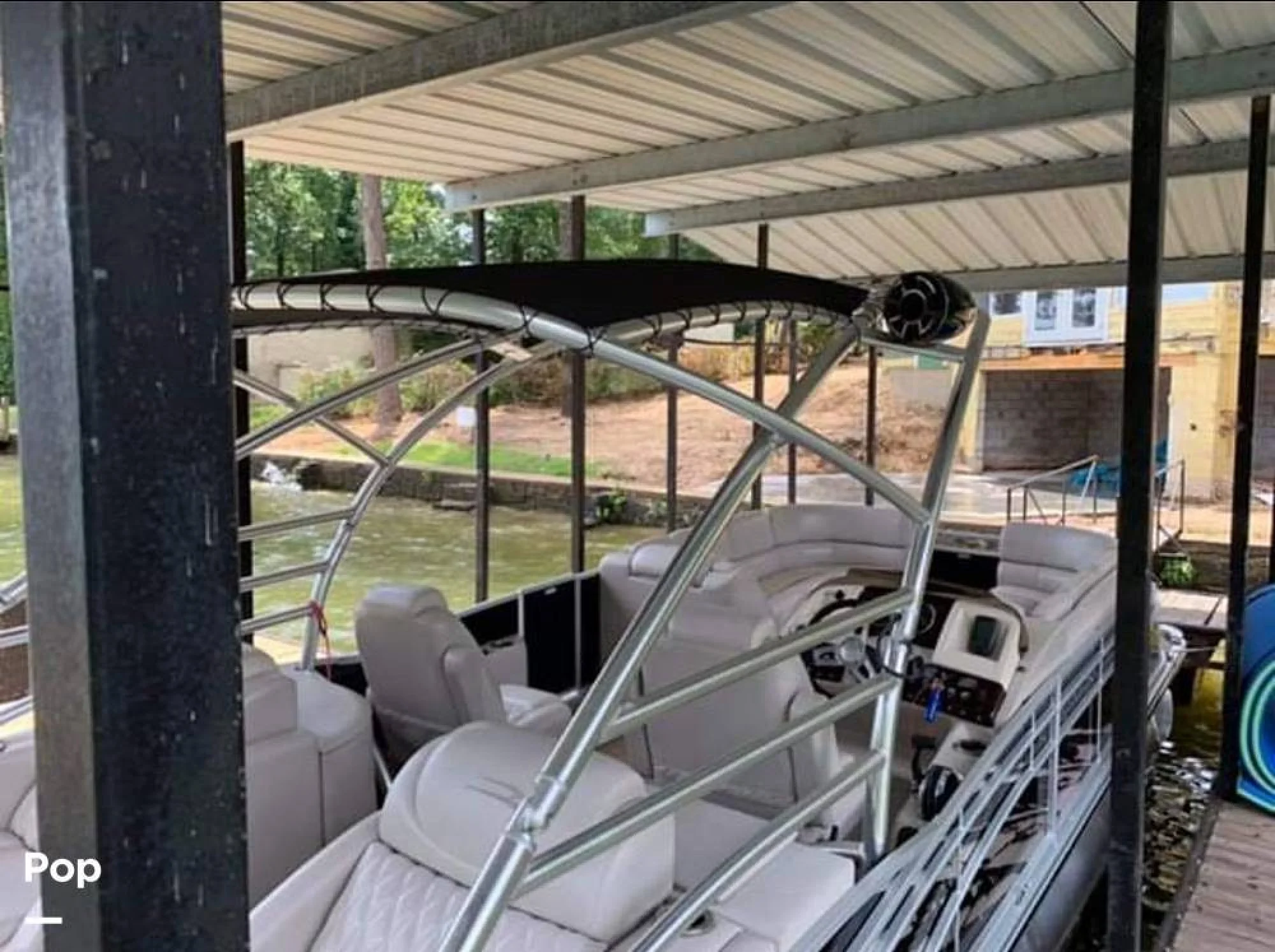 2013 Bennington 2575QCW - Image 2