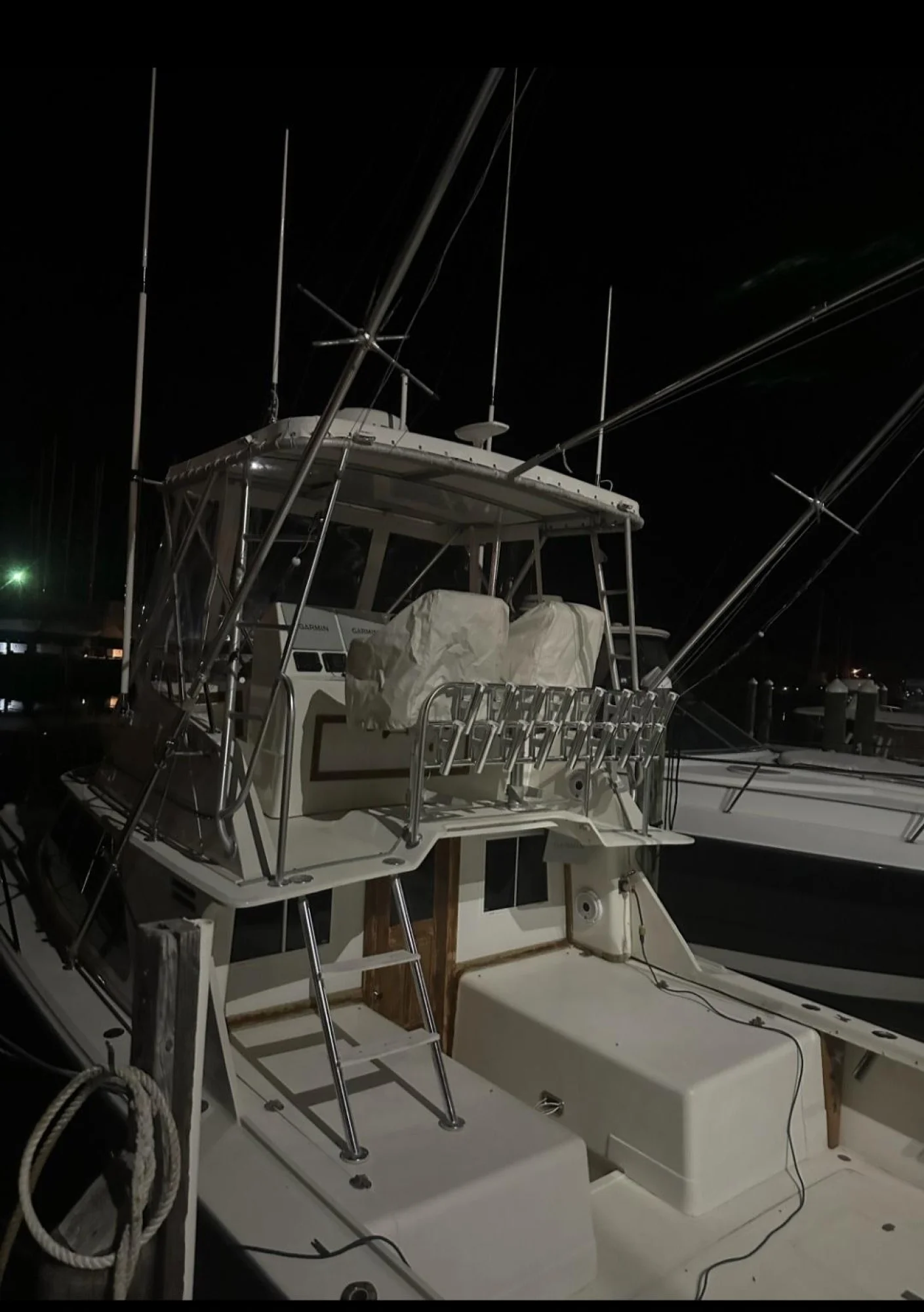 1983 Blackfin 32 Flybridge | 32ft - Image 4