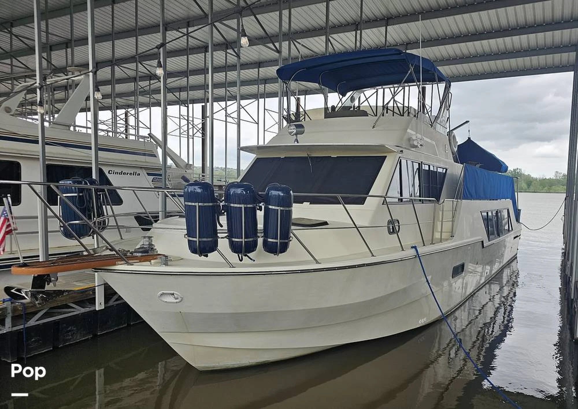 1987 Harbor Master 520 - Main Image