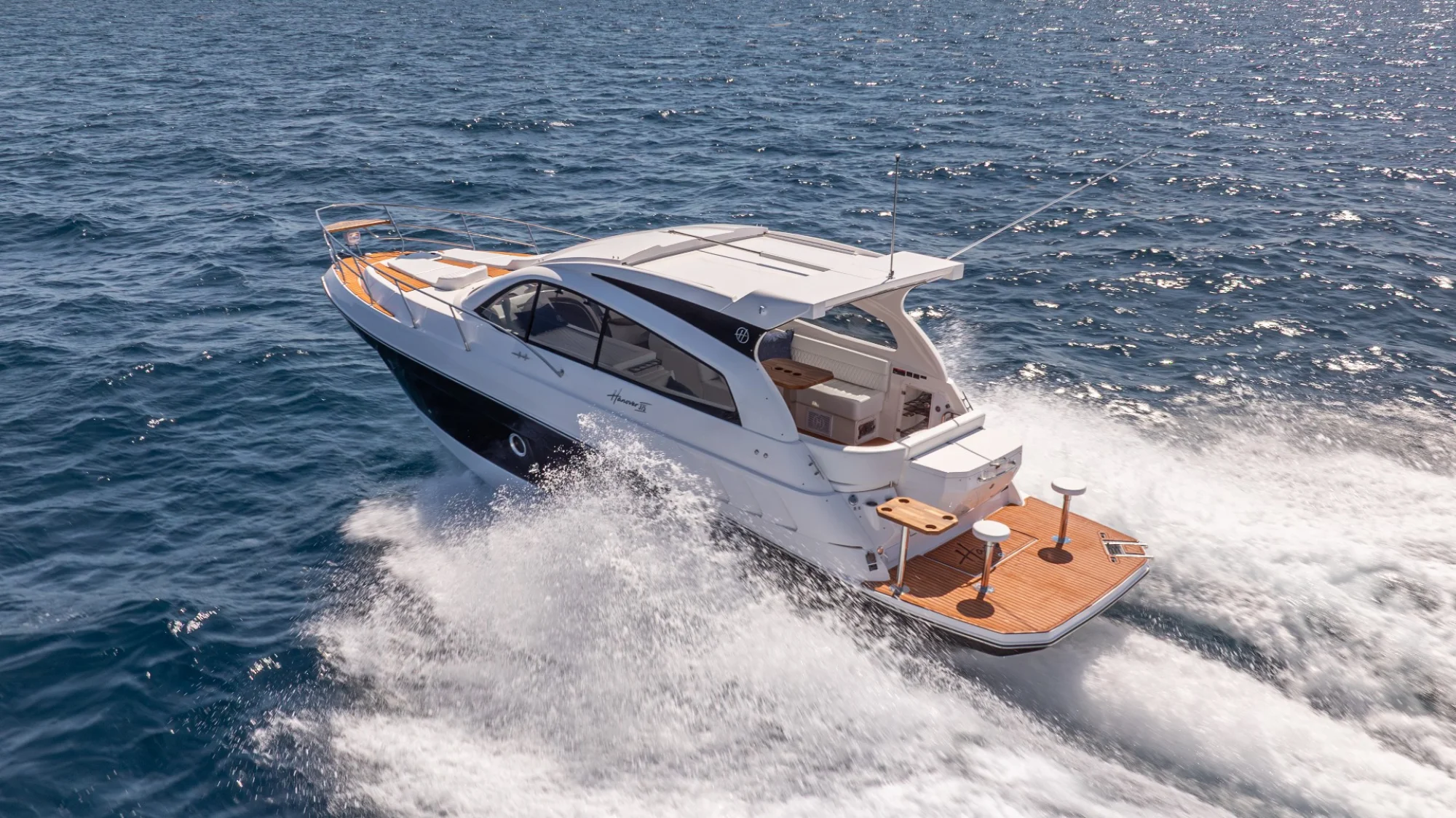 2026 Hanover Yachts 375- White and Black Edition - Image 5