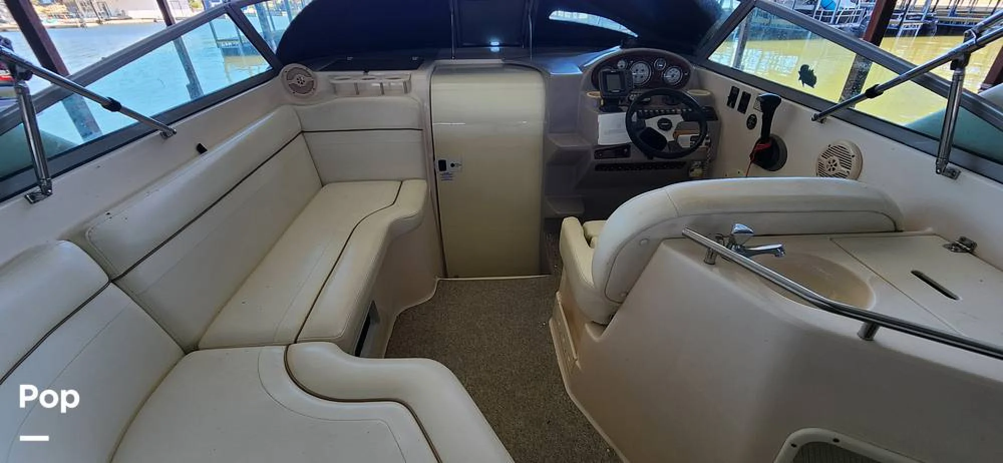 2004 Rinker Fiesta Vee 270 - Image 2