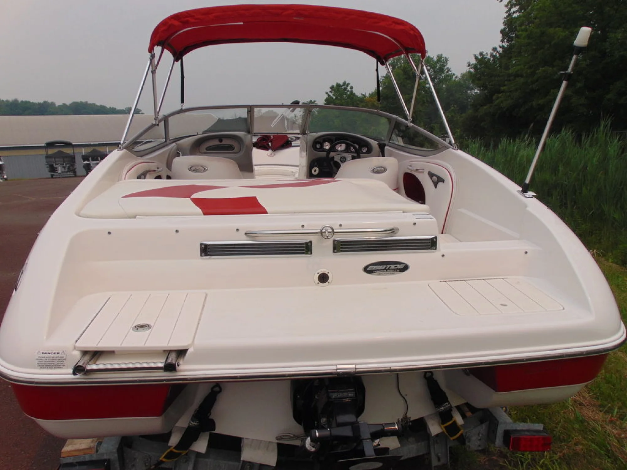 Ebbtide 2000 Bow Rider - Image 4