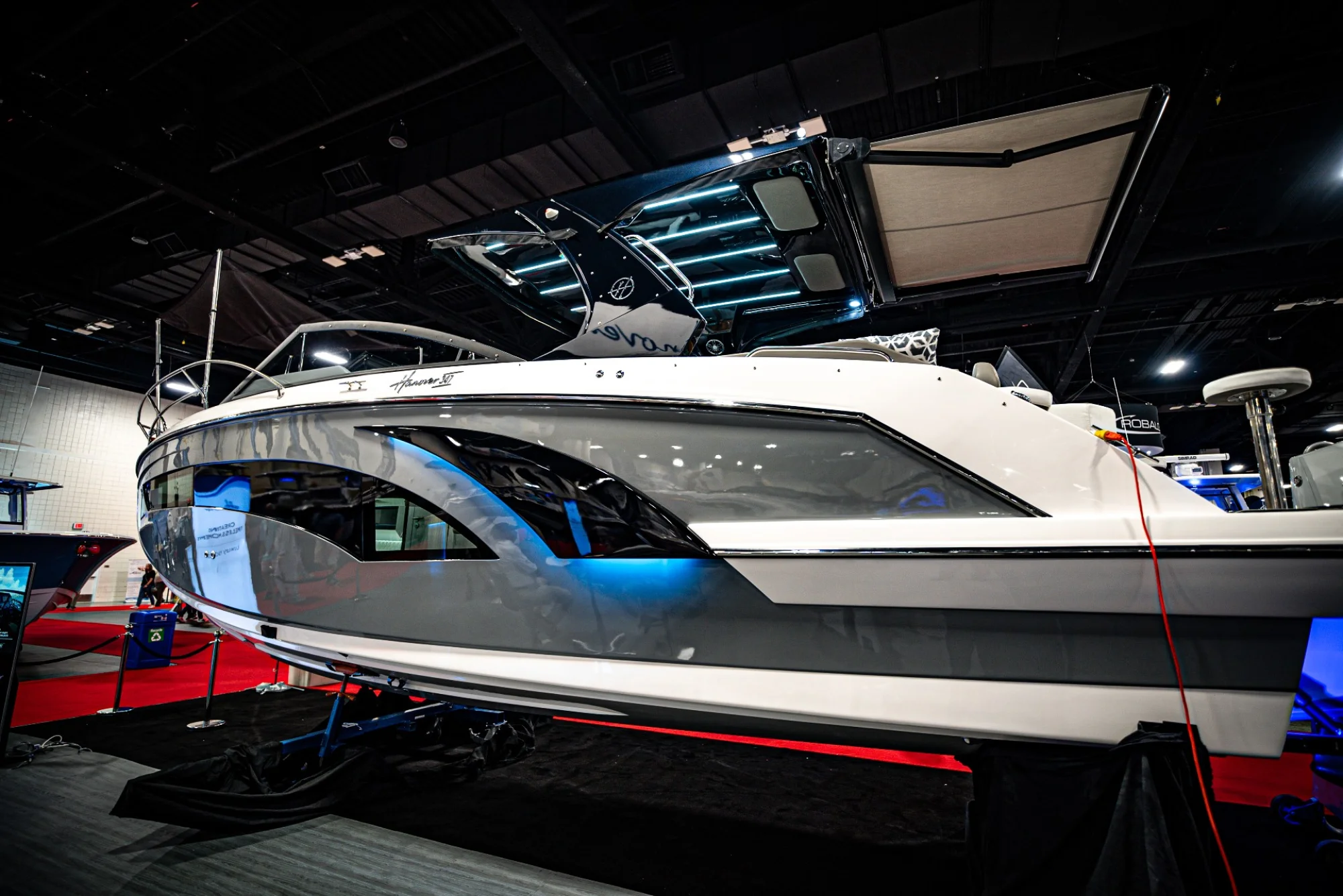 2027 Hanover 347- Inboard - Main Image
