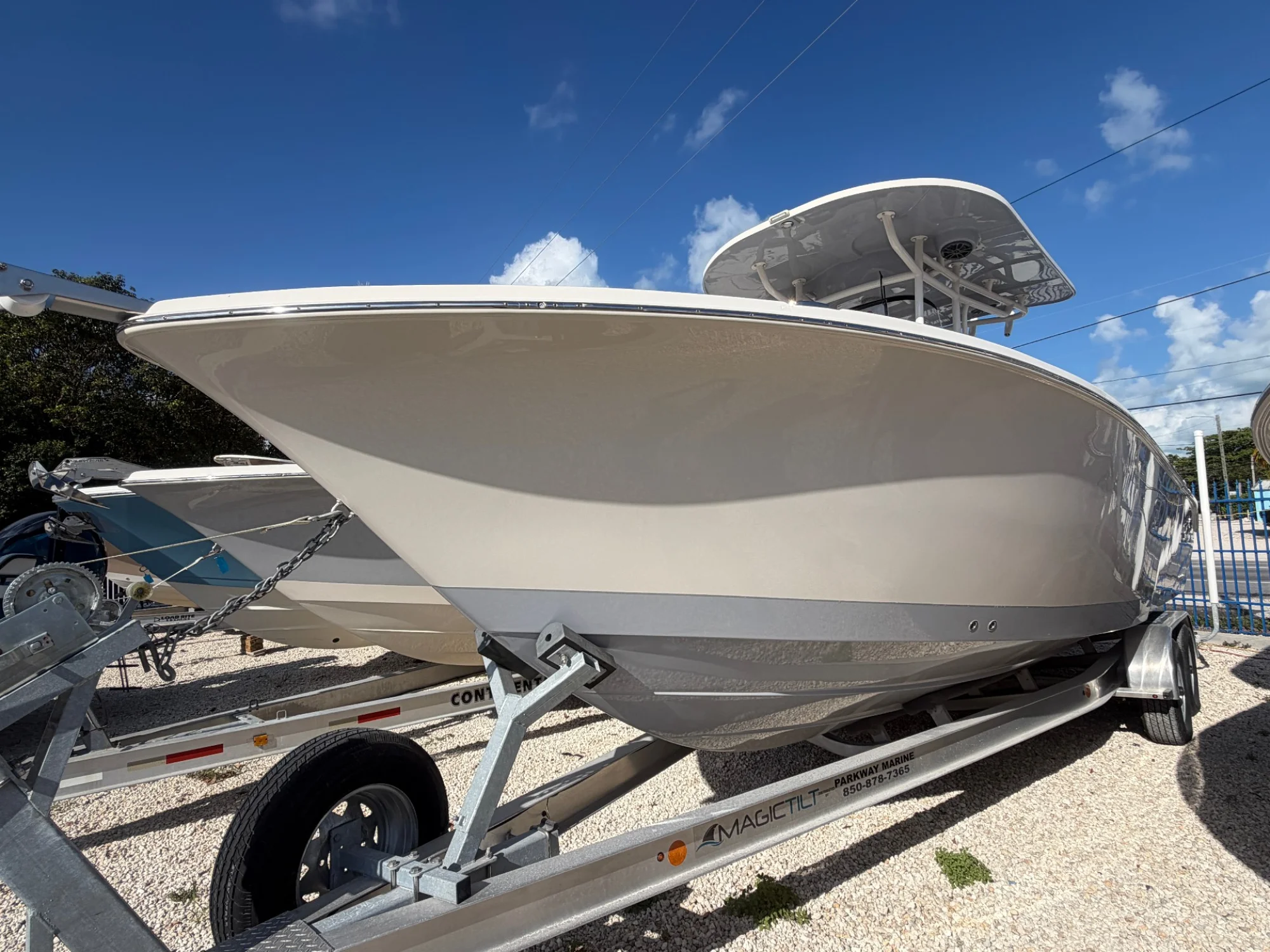 2023 Sea Chaser 27 HFC