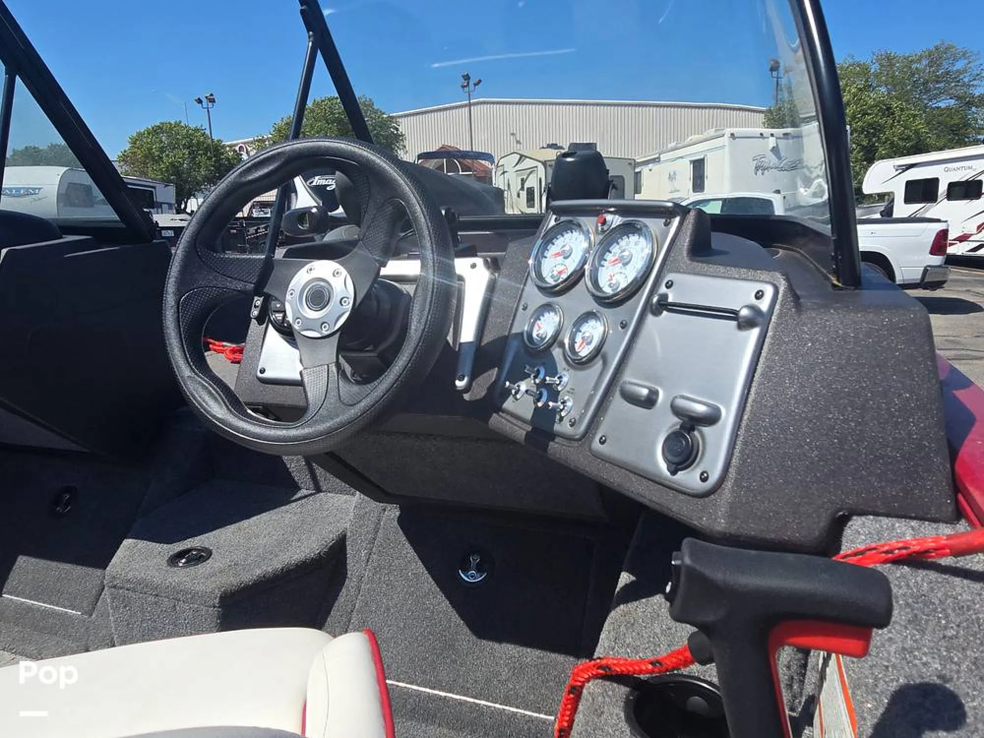 2023 Tracker Pro Guide 175WT - Image 3