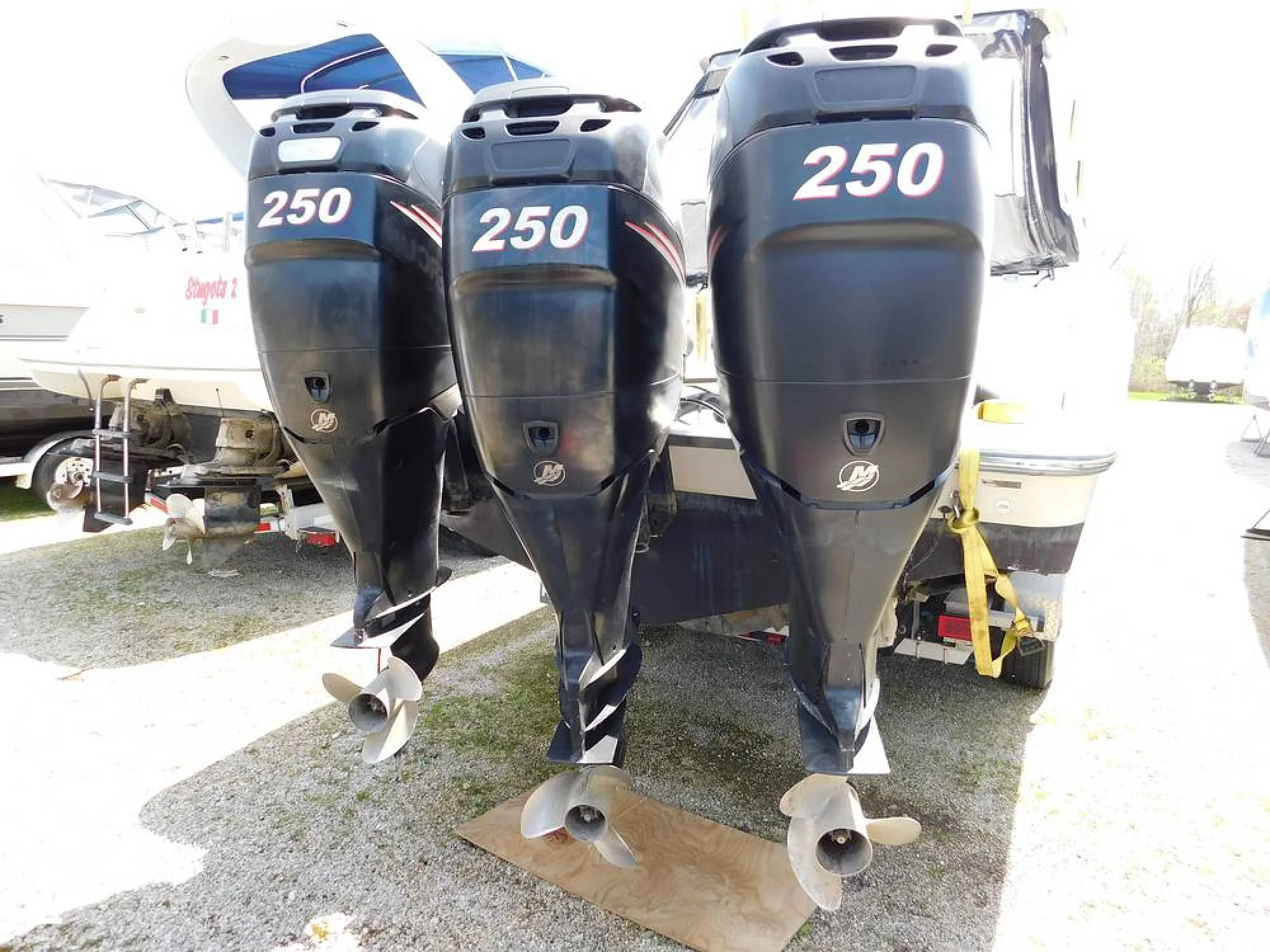 2007 Triton 351xd - Image 2