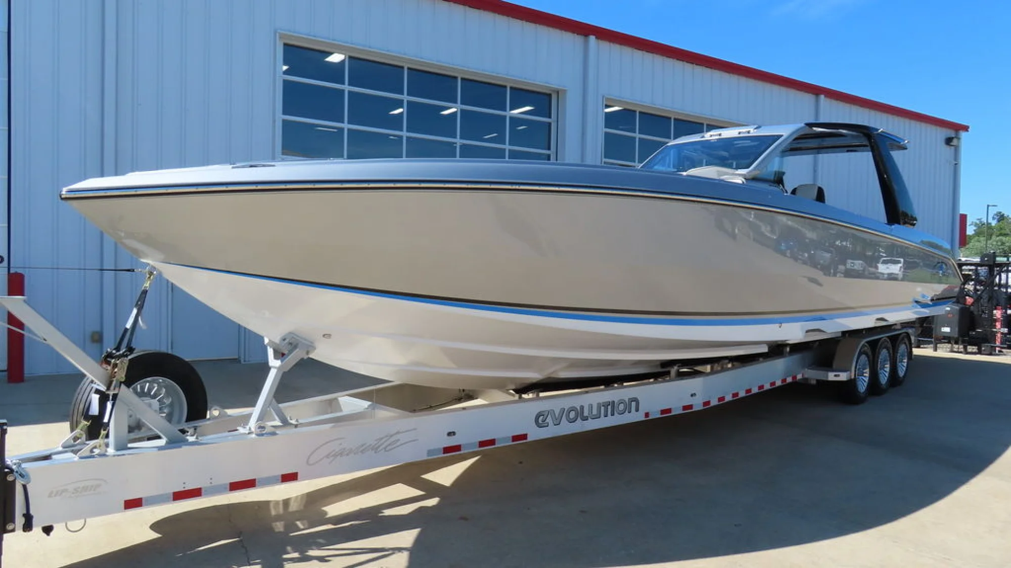 Cigarette 41 Nighthawk SD - Image 5