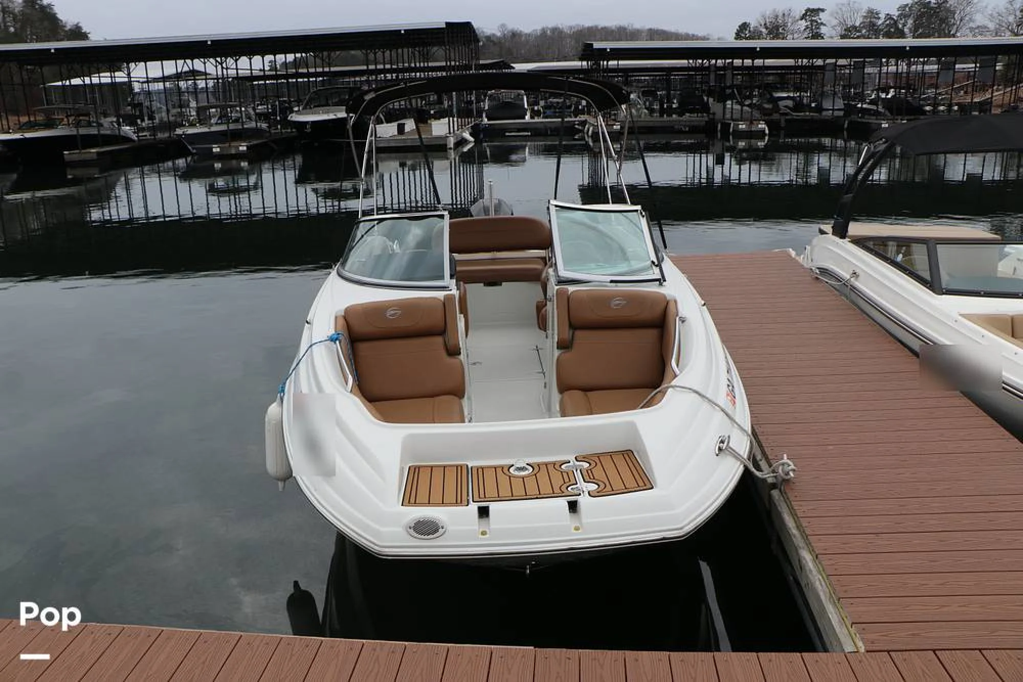 2023 Crownline E235 XS - Image 2