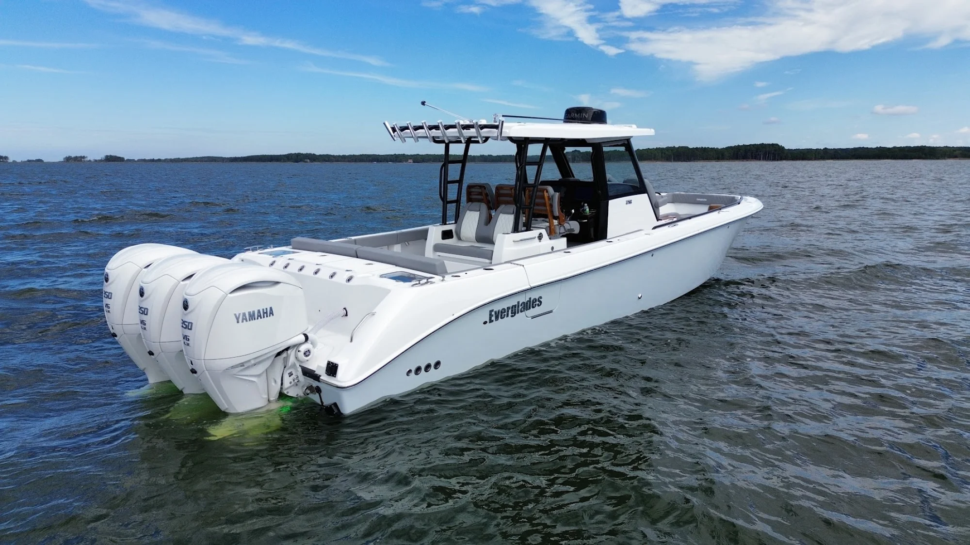 2026 37' Everglades 375CC - Image 2