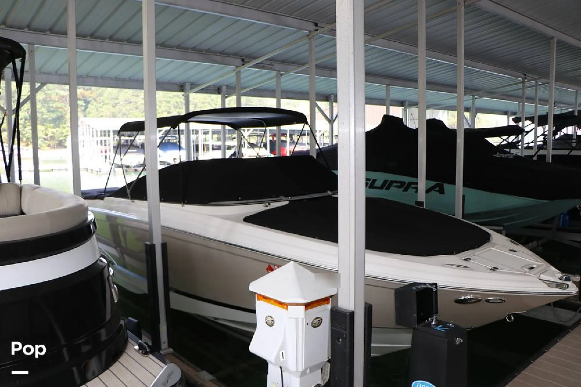 2010 Regal 2700 ES - Image 2