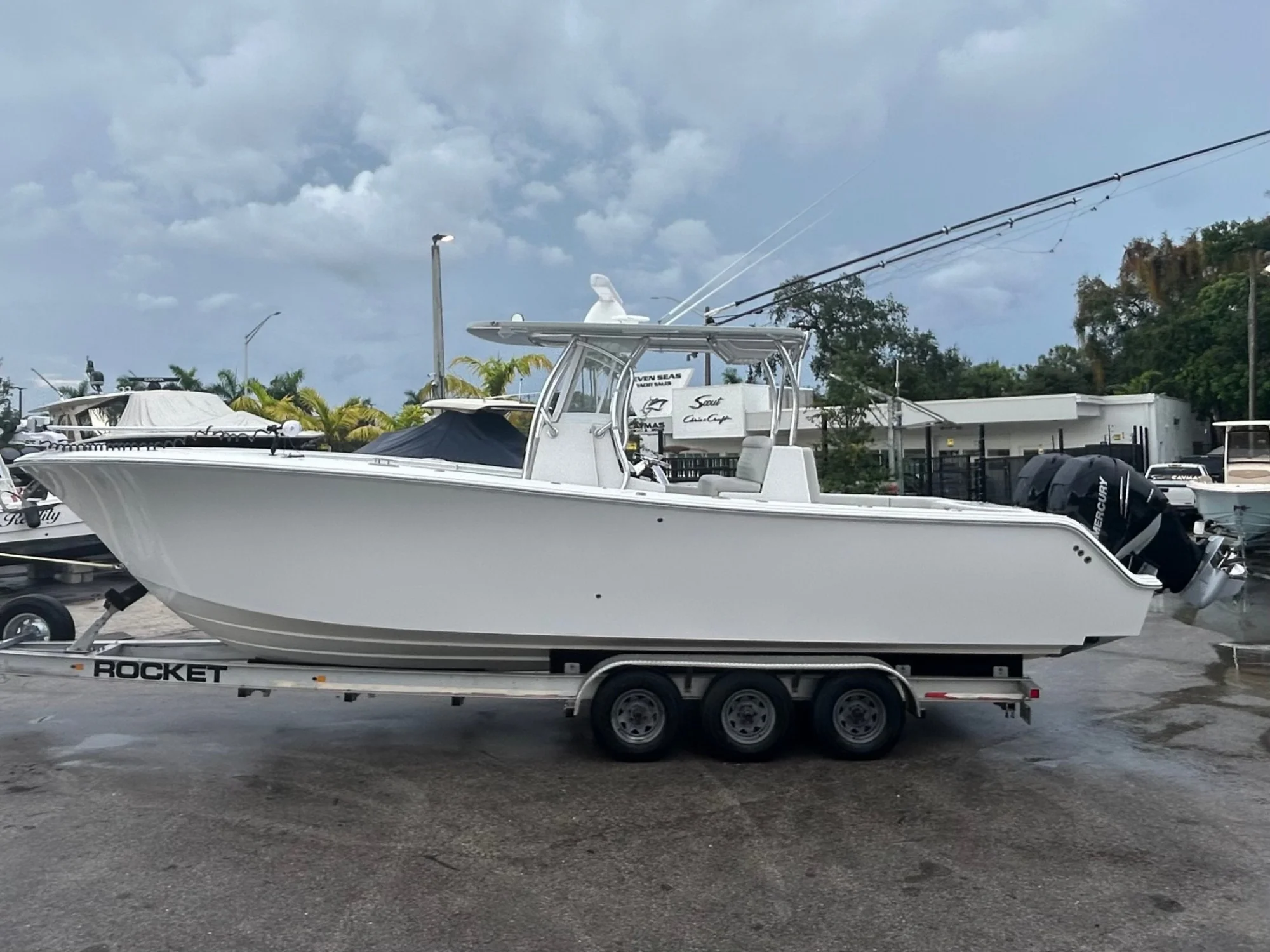 2022 Front Runner 33