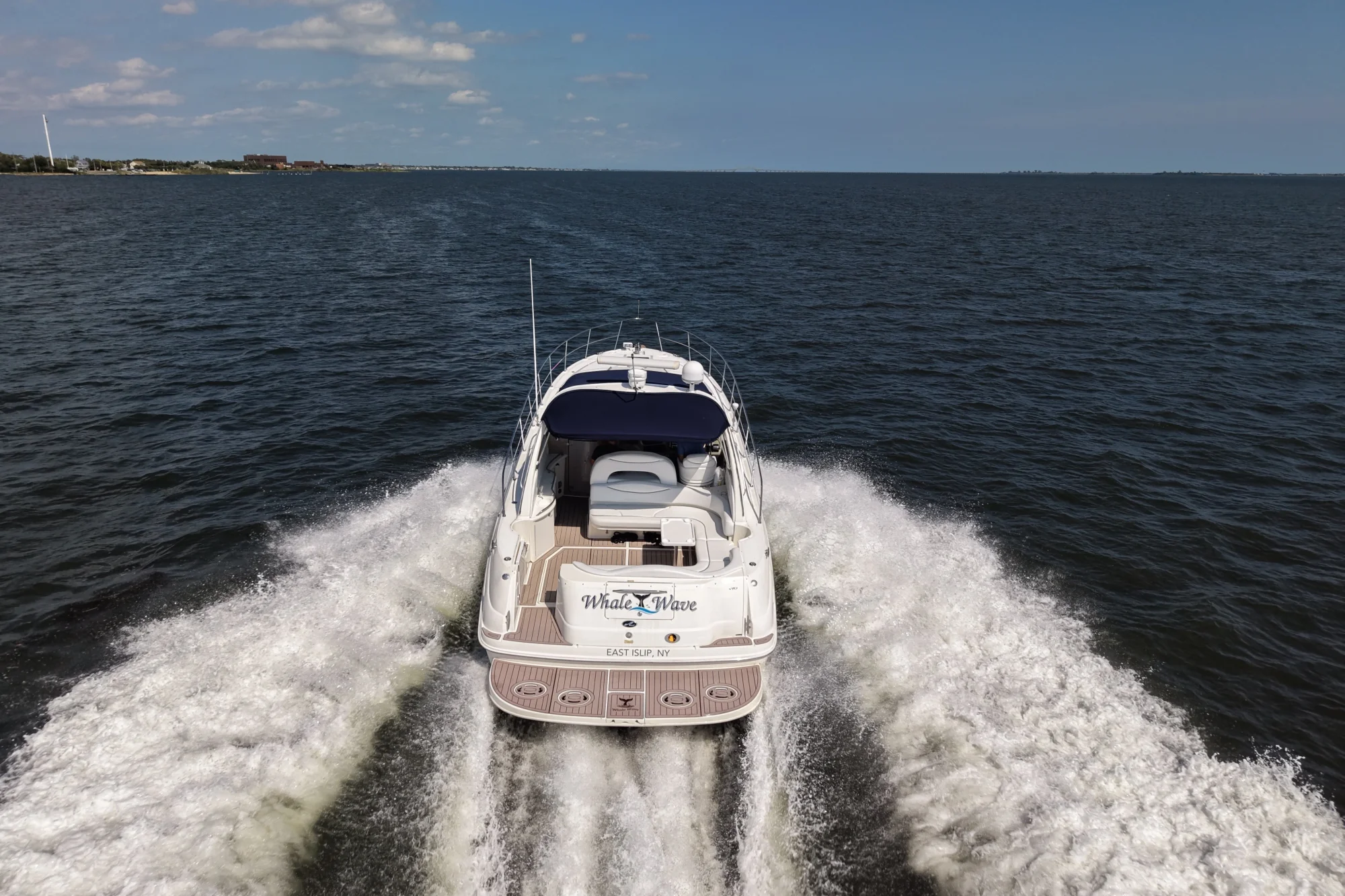 2001 Sea Ray 410 Sundancer - Image 4