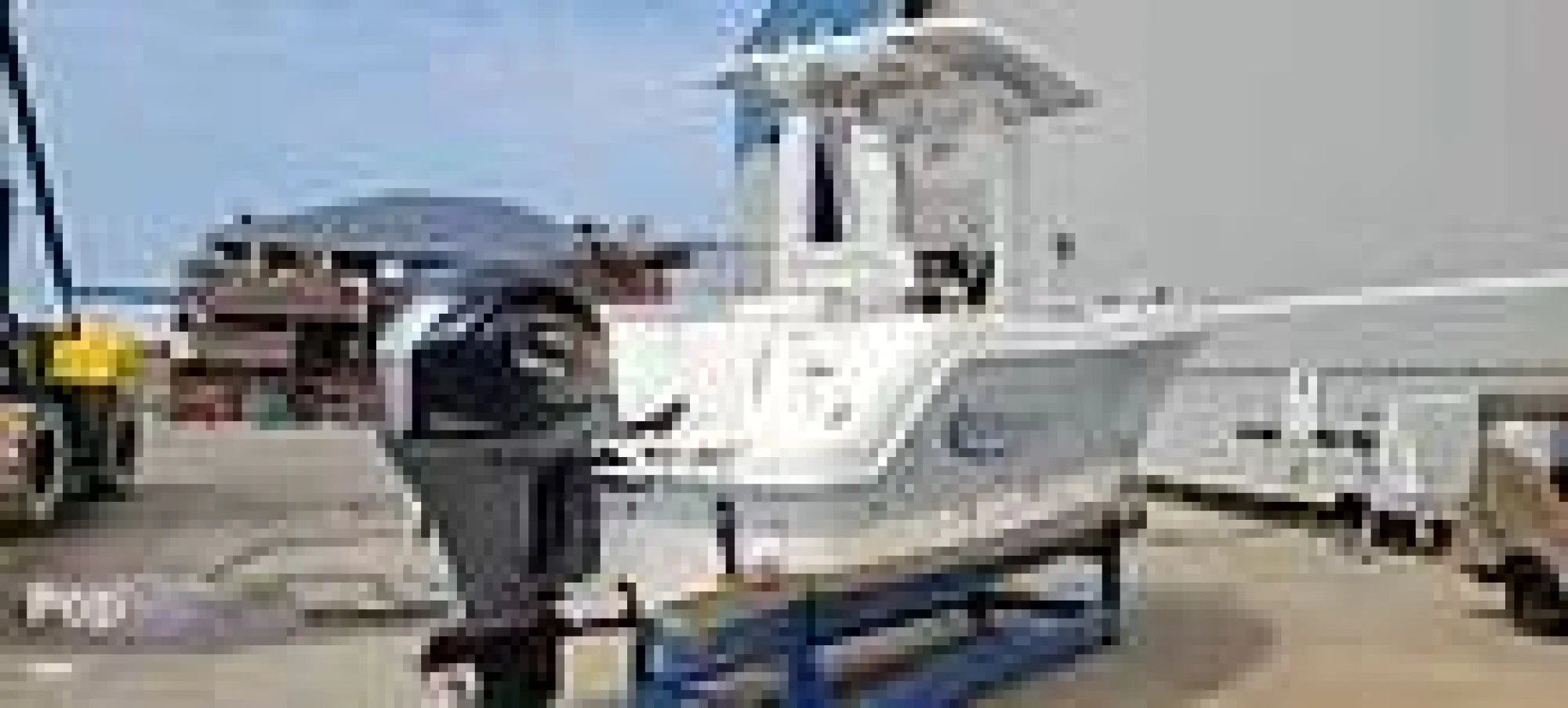 2022 Robalo R222 - Image 4