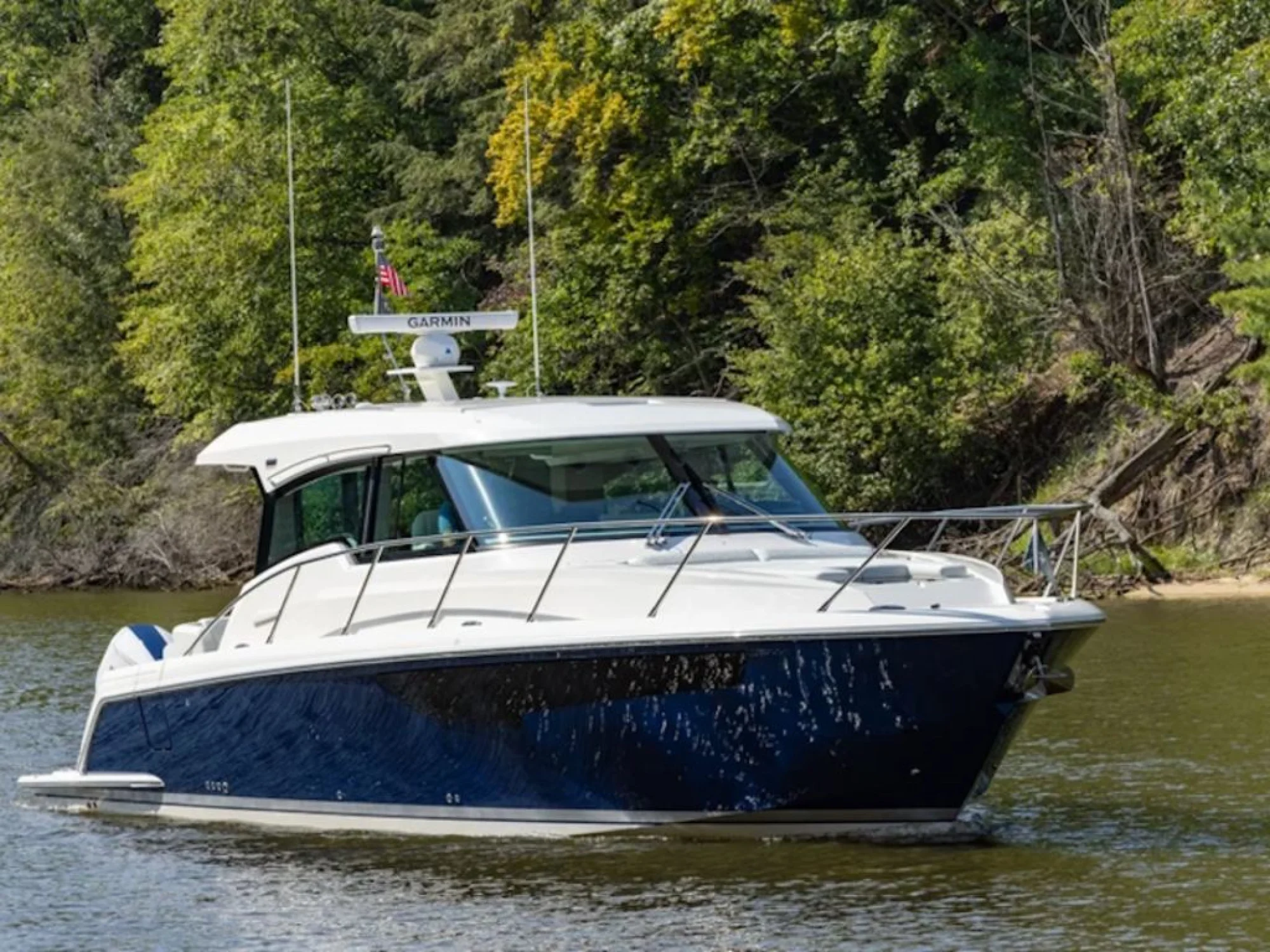 Tiara Yachts 43LE - Image 5
