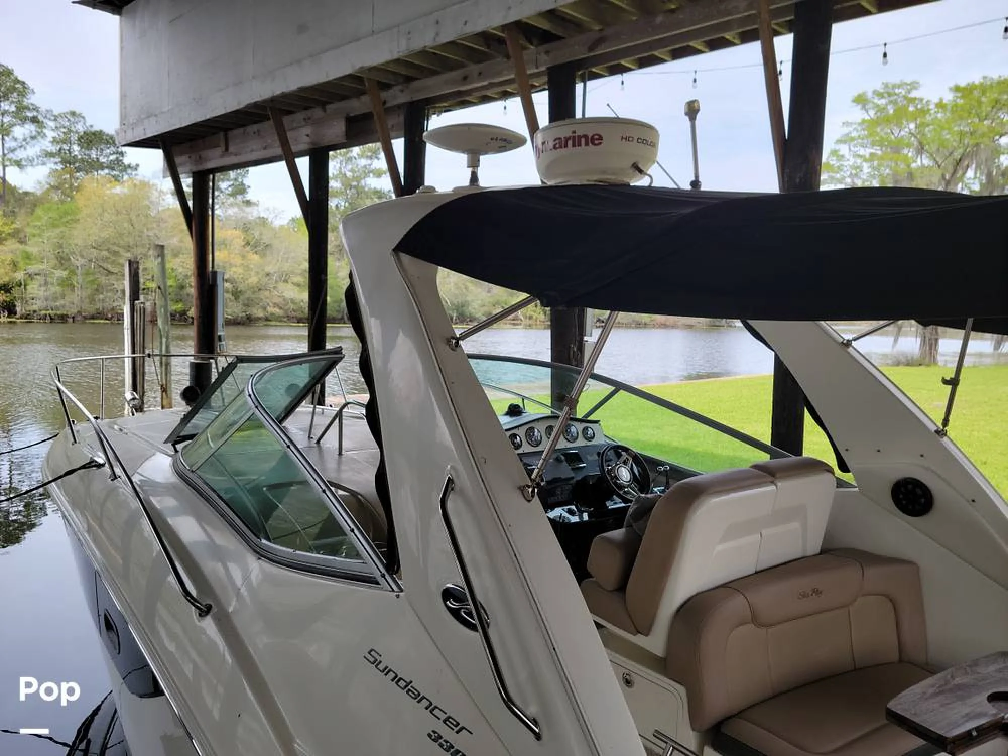 2016 Sea Ray 330 Sundancer - Image 5