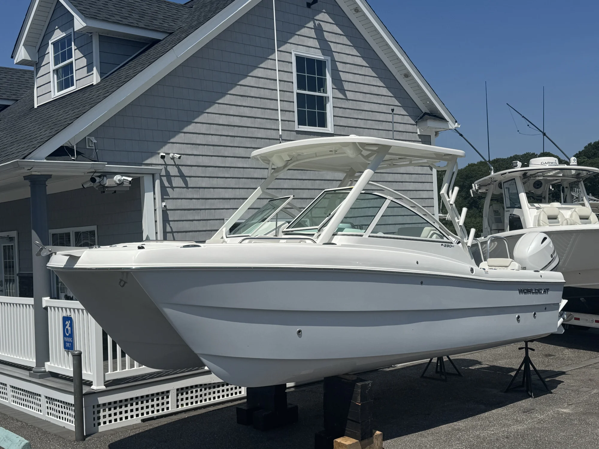 2026 World Cat 230DC - Main Image