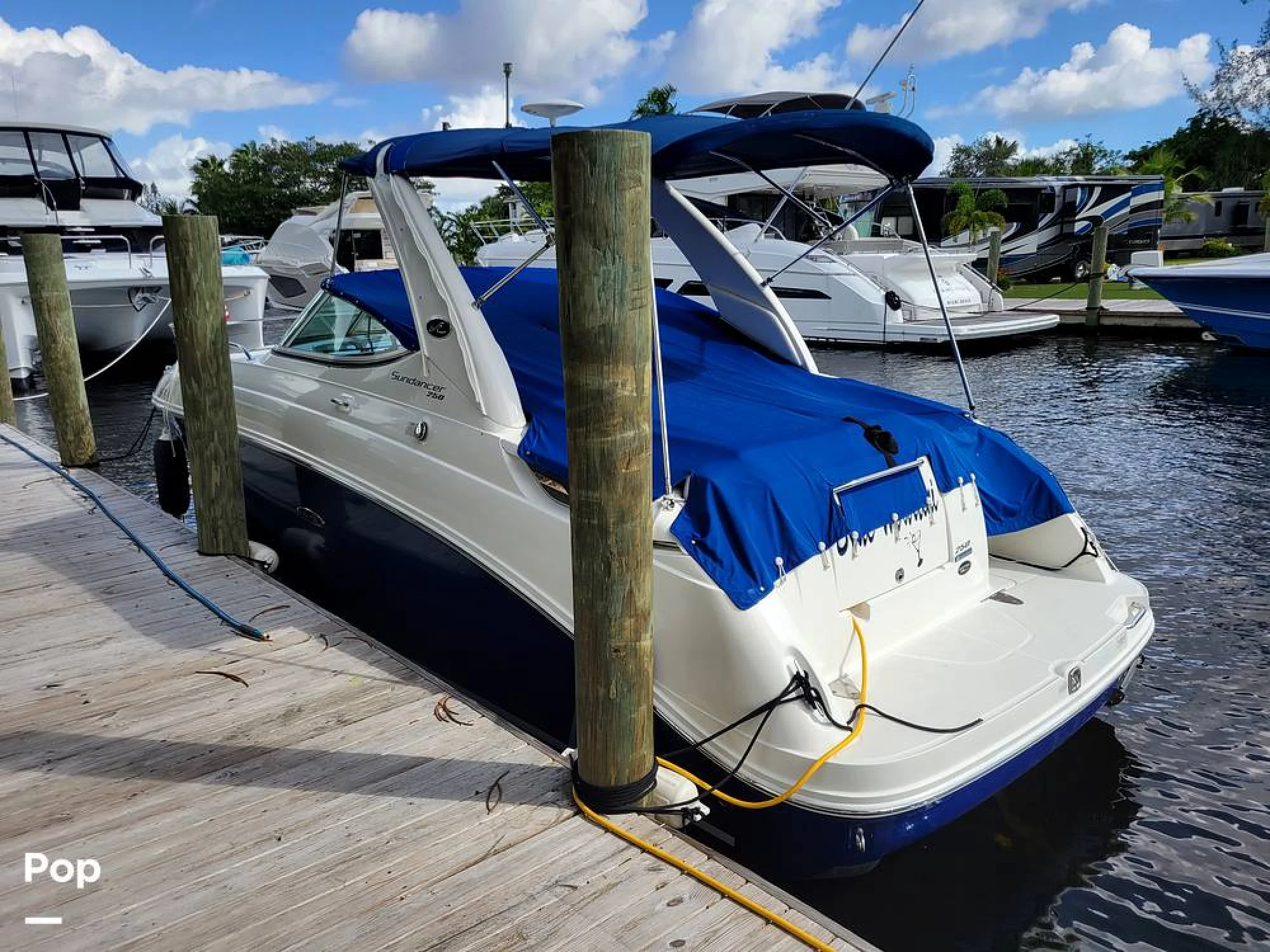 2009 Sea Ray 250 Sundancer - Image 5