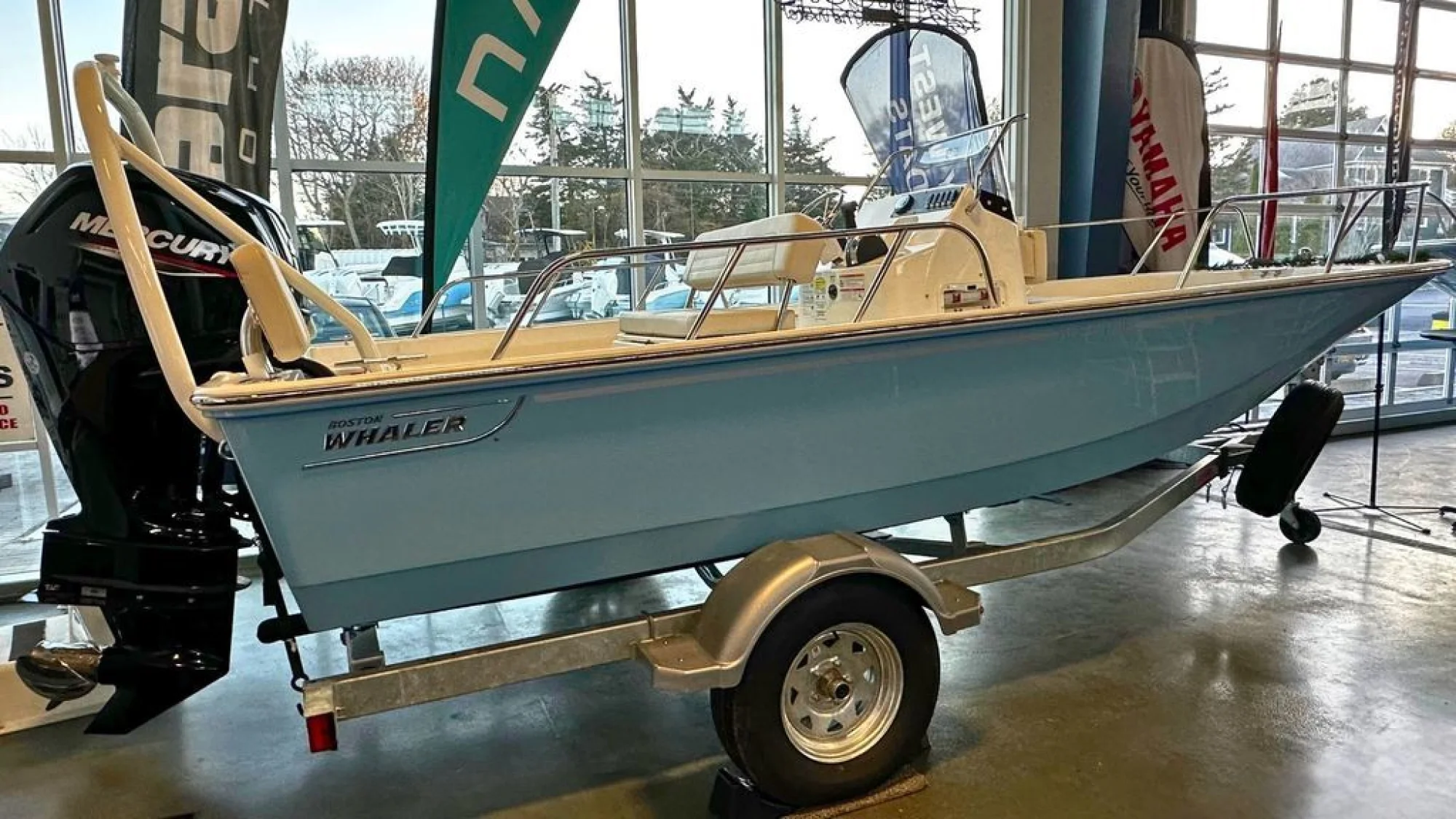 Boston Whaler 170 Montauk - Image 2