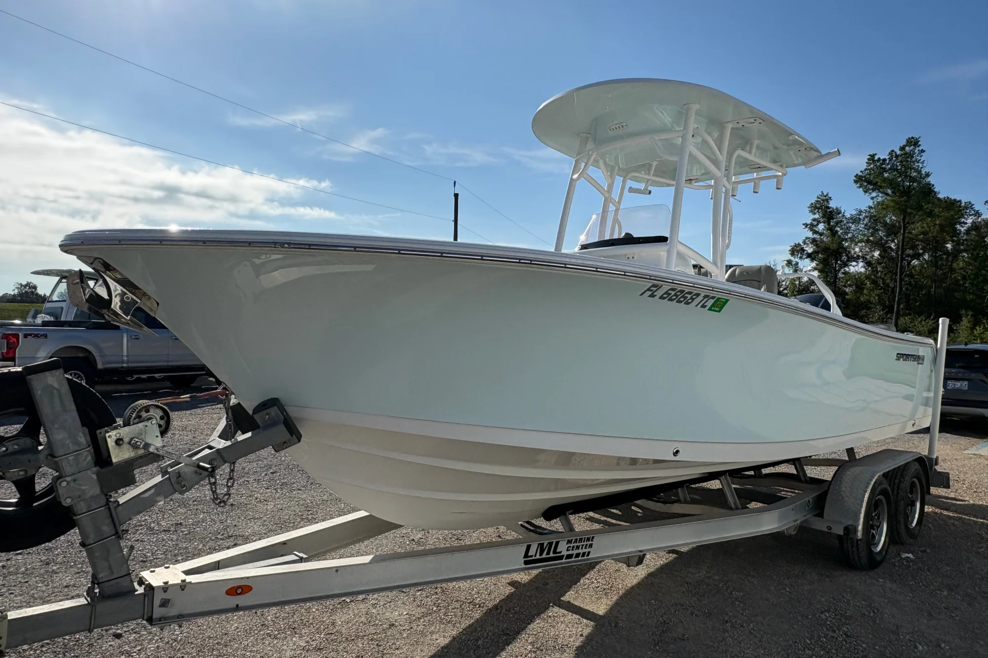 2021 Sportsman Heritage 231 Center Console - Image 2