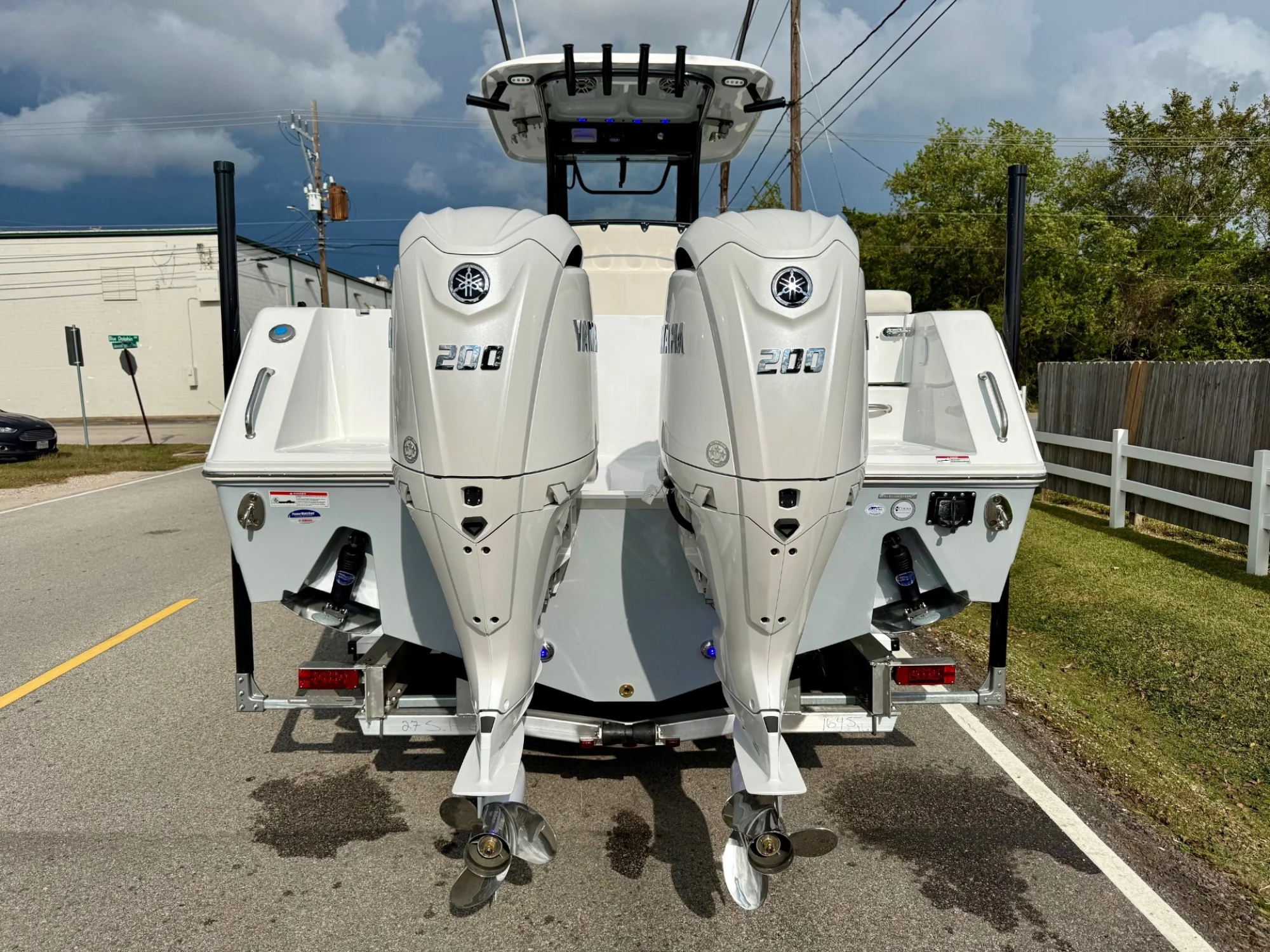 2026 Sea Hunt Gamefish 27 Coffin Box - Image 3