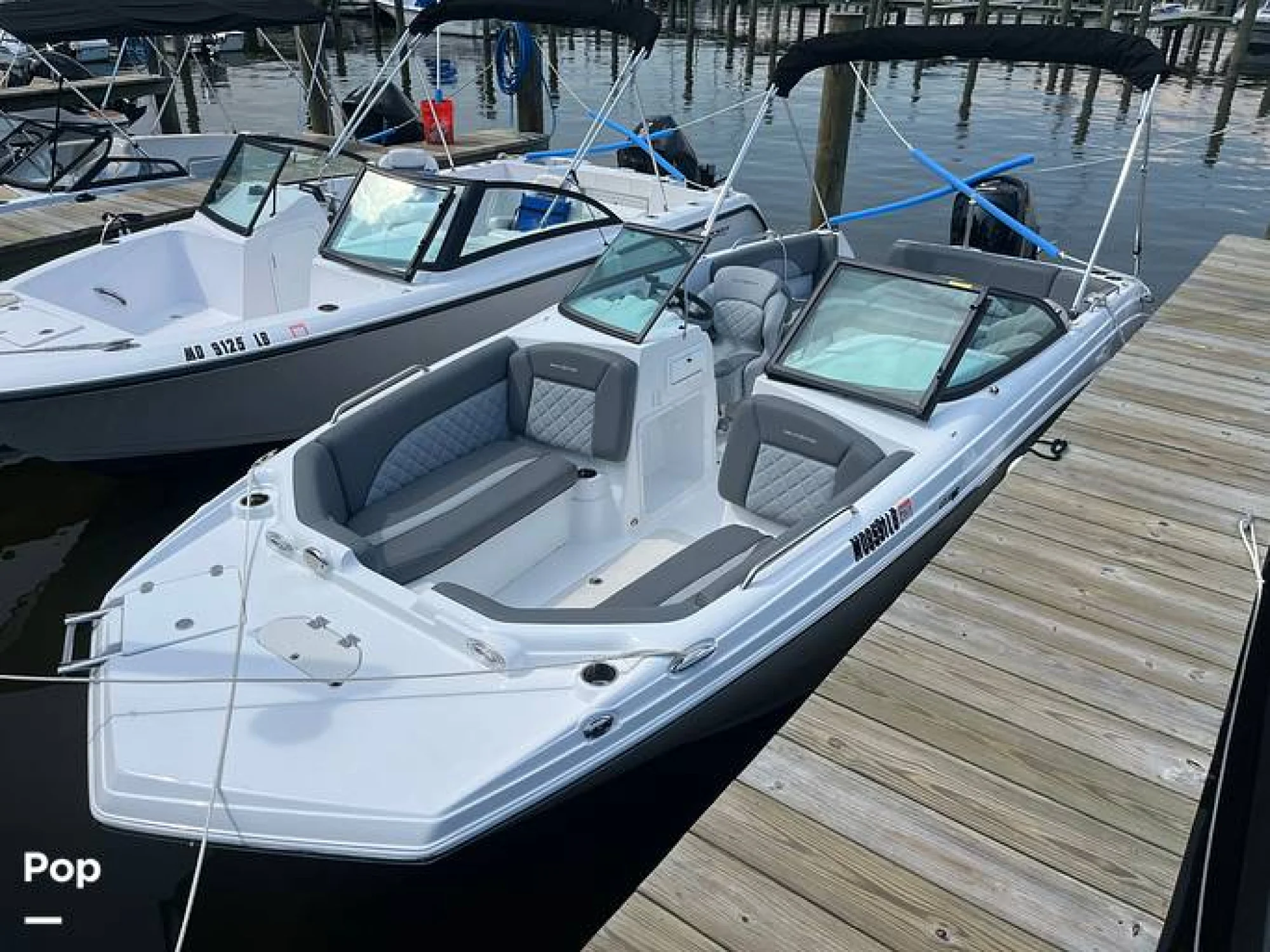 2025 NauticStar 223 DC - Image 3