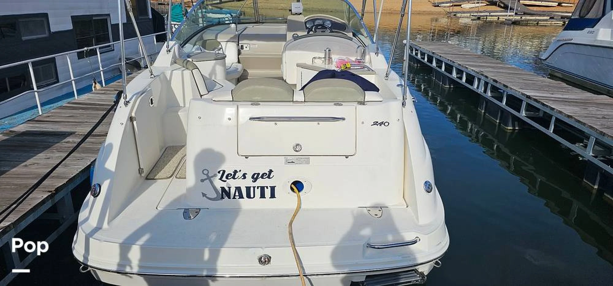 2007 Sea Ray 240 Sundancer - Image 4