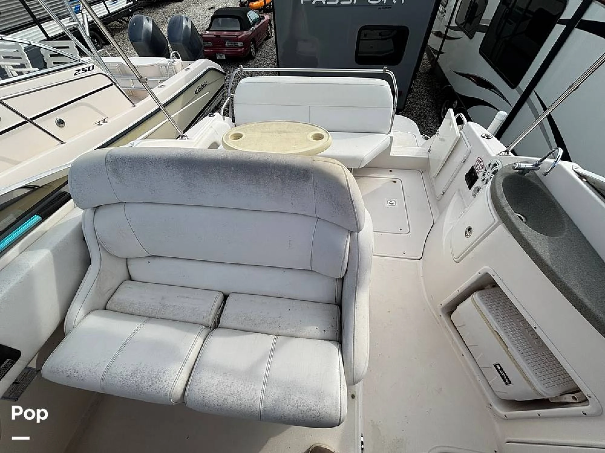 2006 Regal Commodore 2665 - Image 5