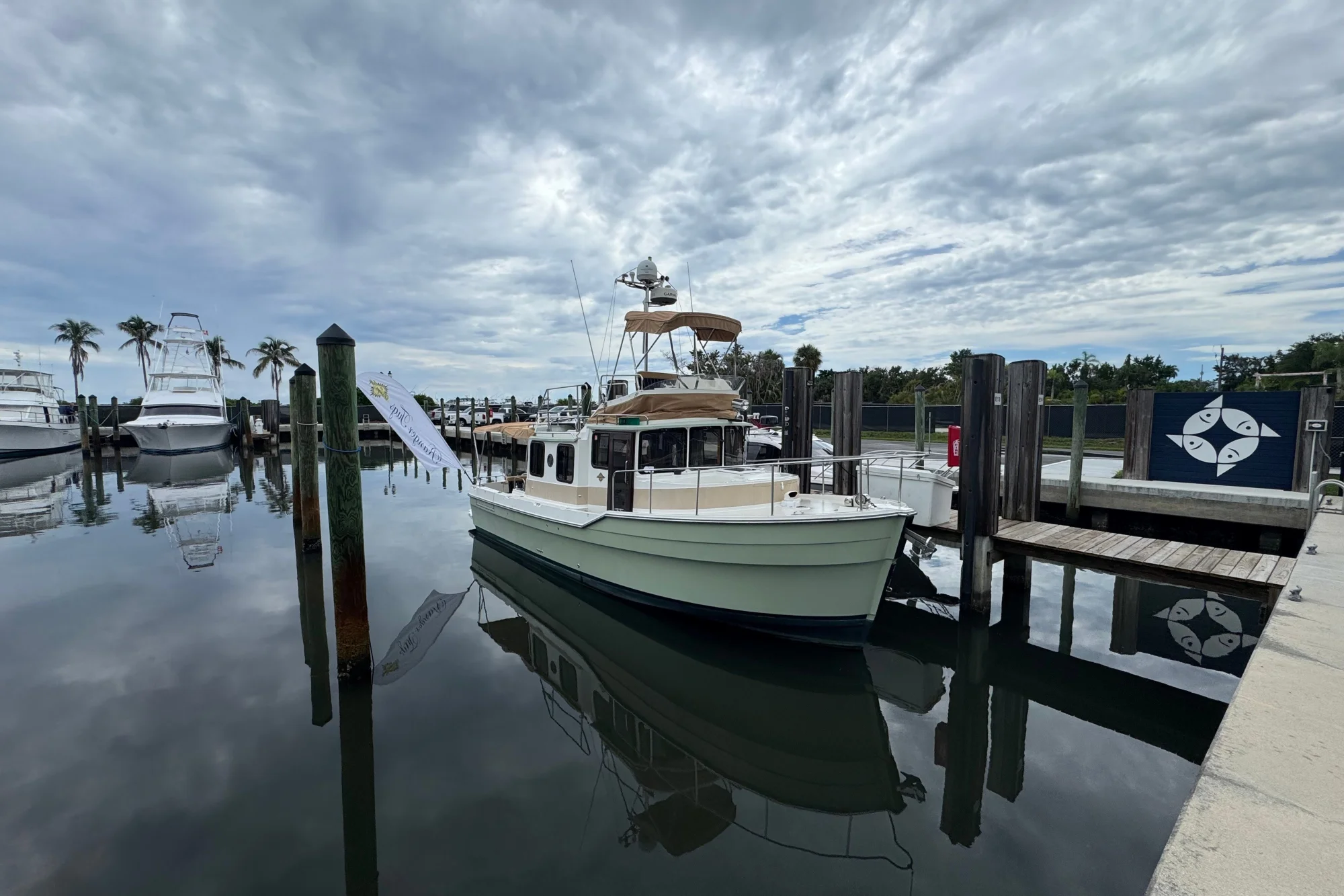 2014 Ranger Tugs R-31 CB - Main Image
